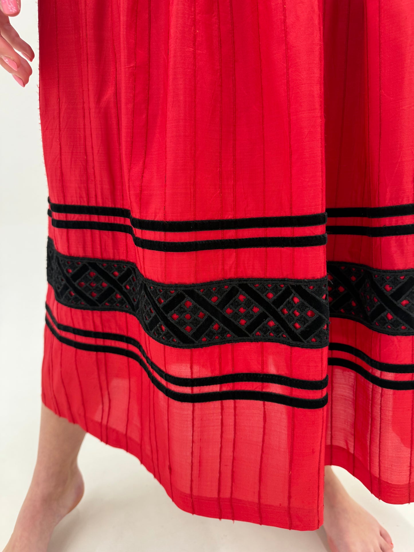 Fustă maxi din mătase naturală dupioni cherry red cu talie ultra înaltă