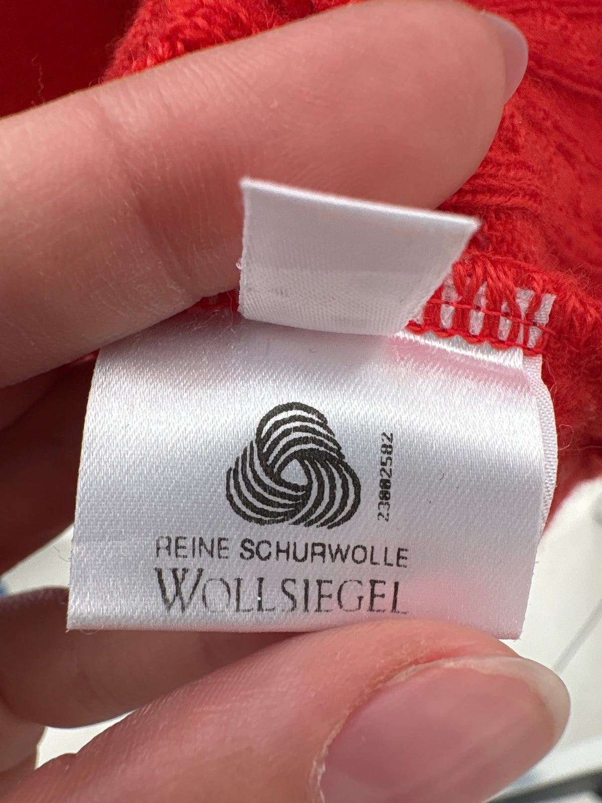 Maleta oranj quarter zip petite din lana extrafina pura virgină certificată