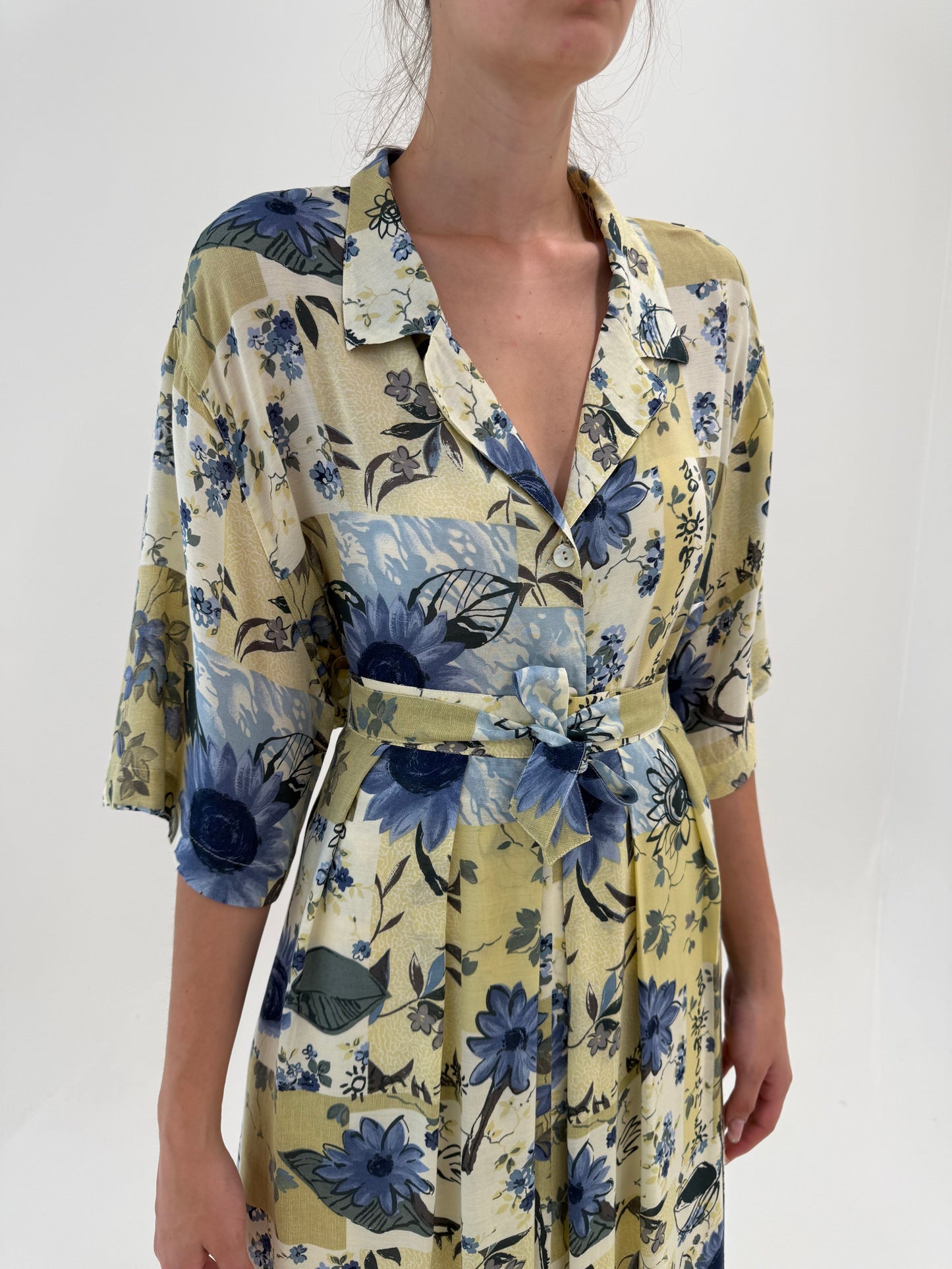 Set vintage super vaporos cu print floral în nuanțe de albastru