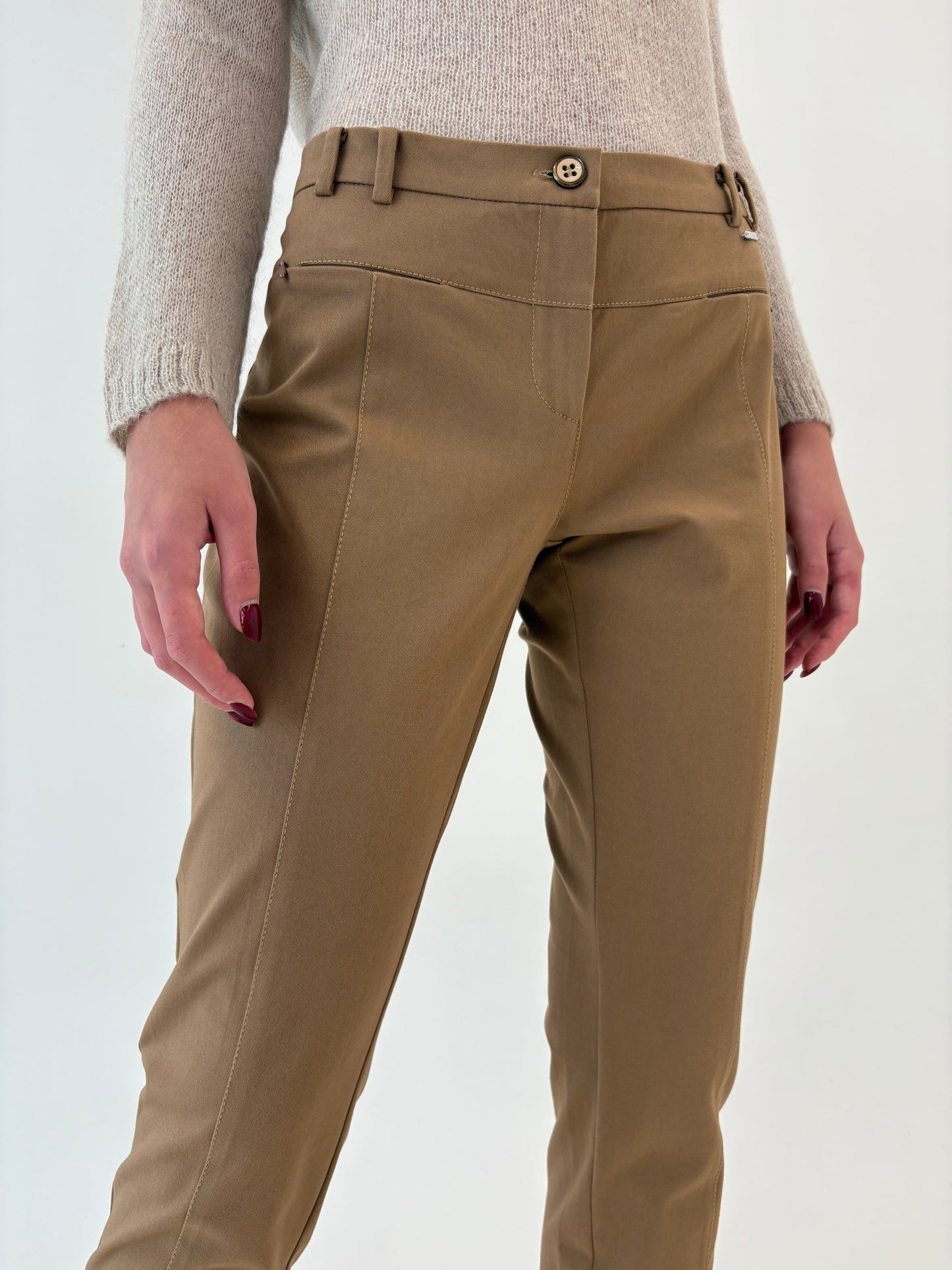 Pantaloni Camel Marella by Max Mara din gabardină de bumbac ușor strech