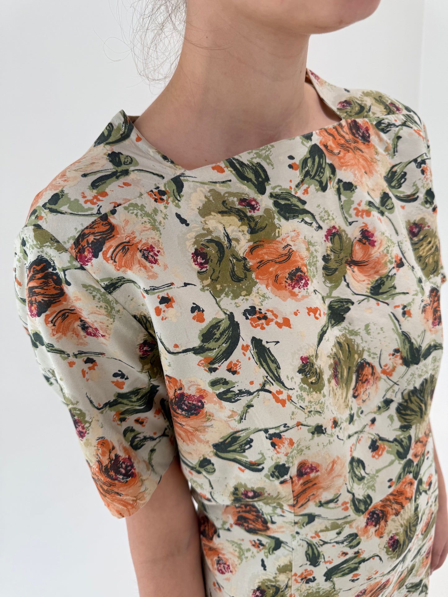 Rochie vintage din pânză de mătase naturală în culori superbe