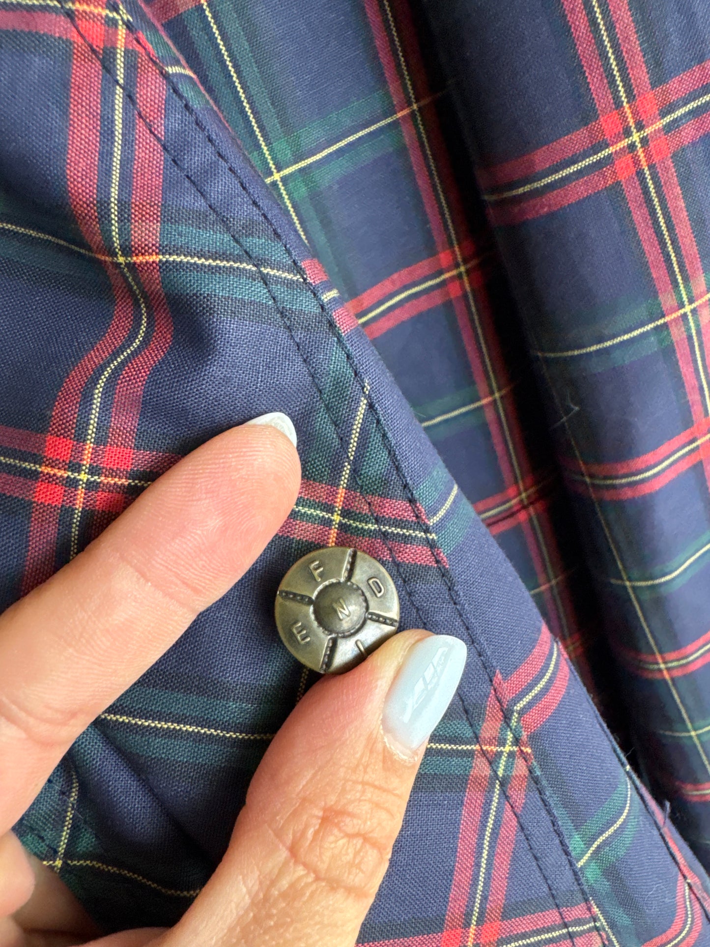 Geacă Fendi vintage din panza de bumbac în carouri și croi retro modern