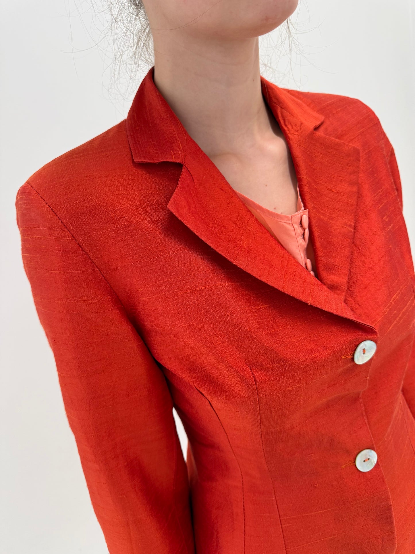Sacou din mătase naturală dupioni ultra cambrat in stil Bar Jacket oranj superb