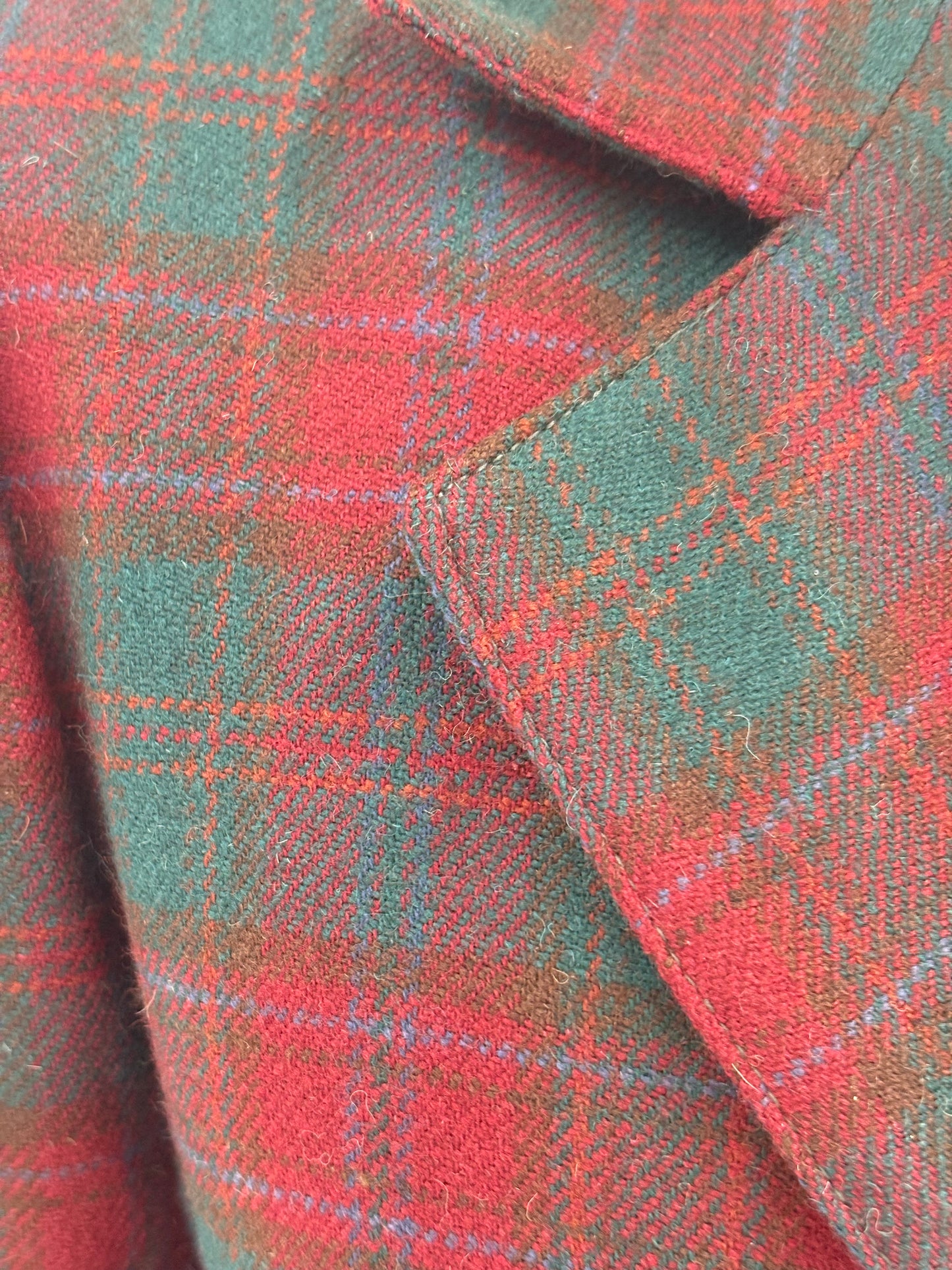 Sacou vintage cambrat din tweed burgundy cu forest green