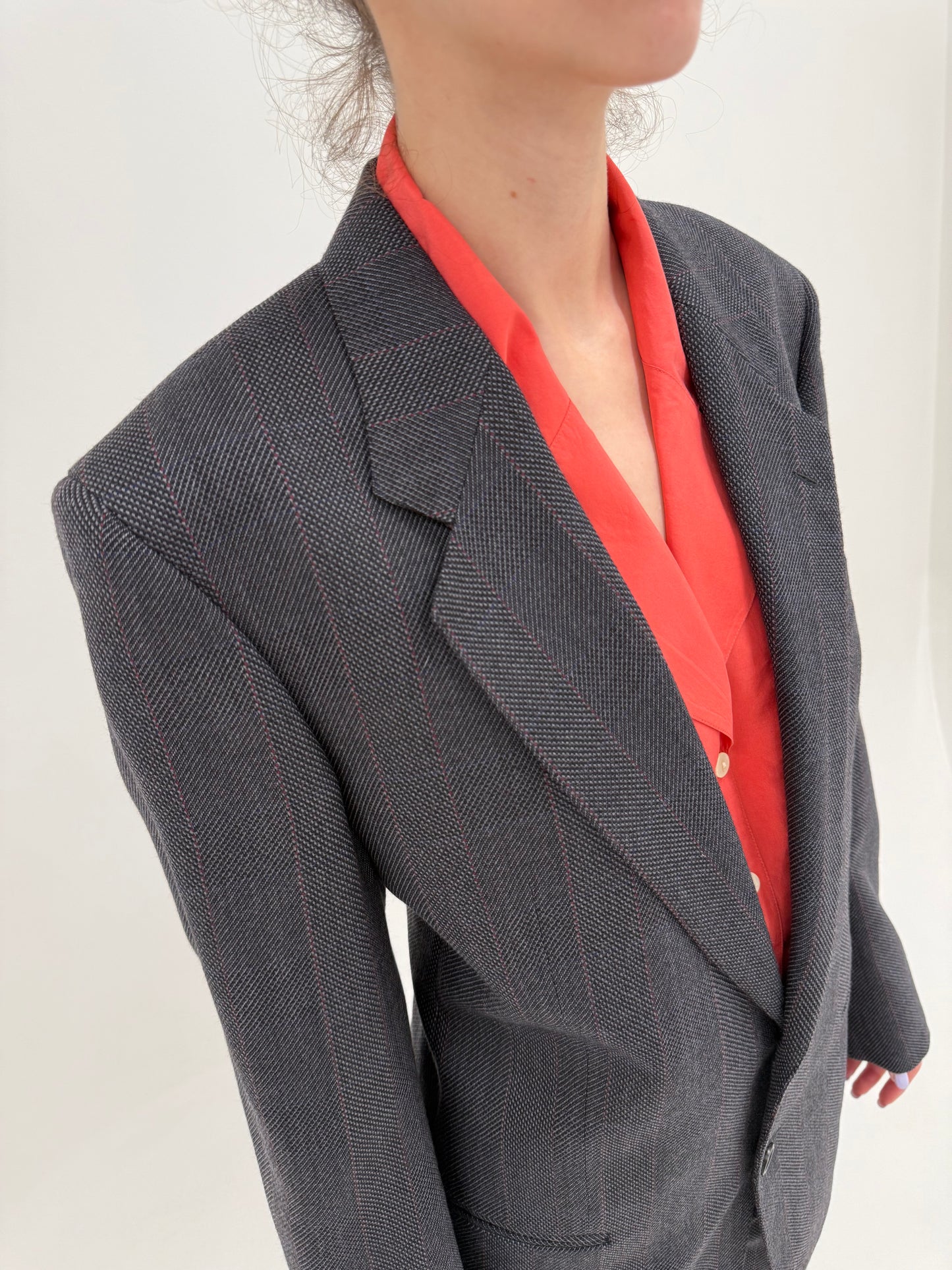 Costum Valentino în carouri foarte fine coral red din lana extrafina