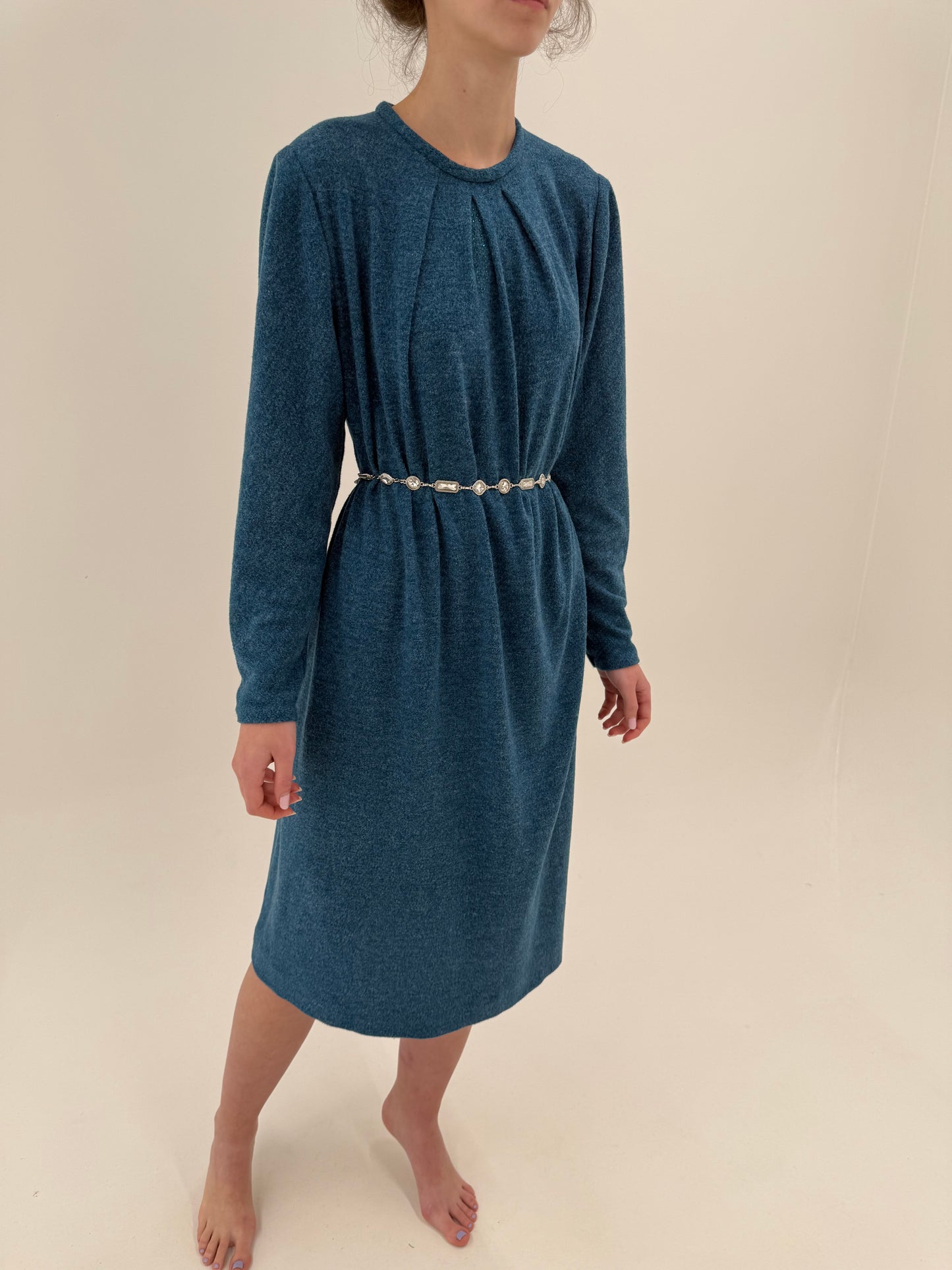 Rochie vintage din tricot dens extrafin din mic de lana cu bust drapat