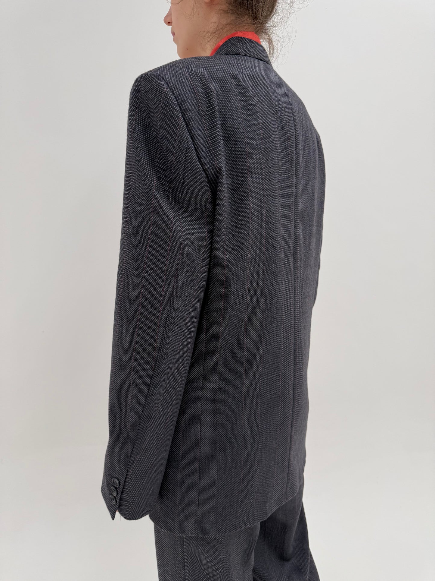 Costum Valentino în carouri foarte fine coral red din lana extrafina