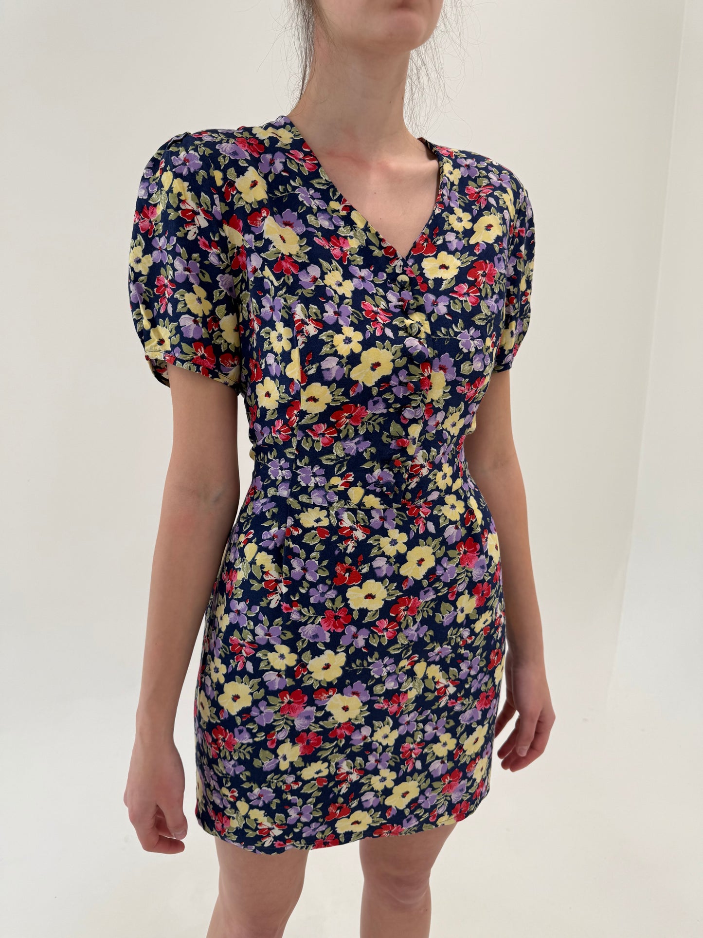 Rochie vintage cambrata cu print floral si talie ultra înaltă marcată