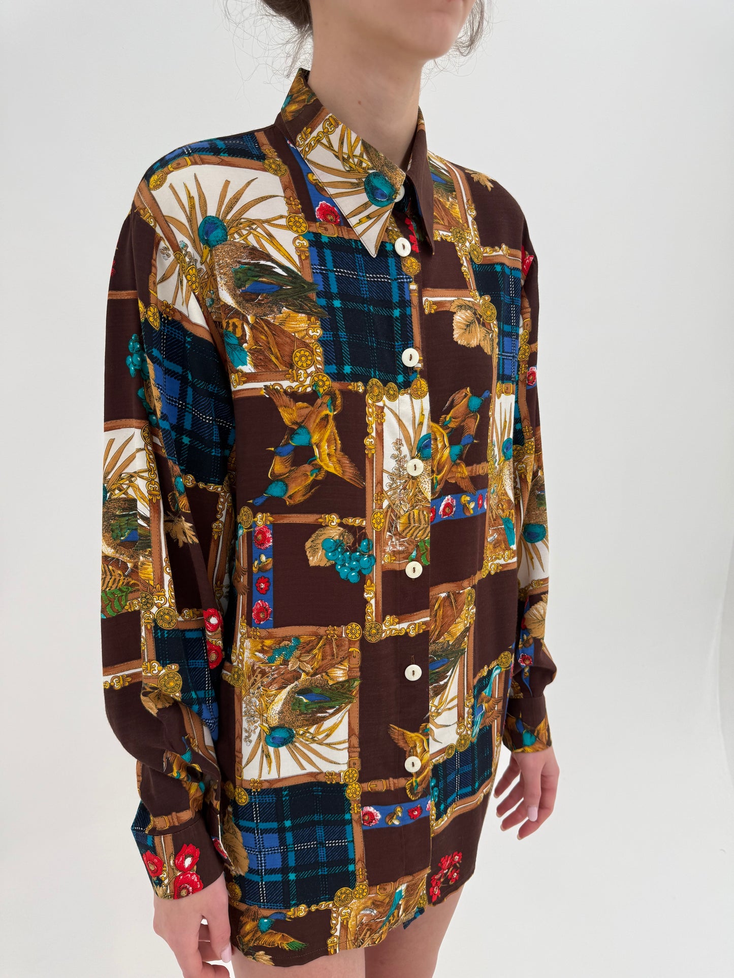 Cămașa vintage cu print în culori tari