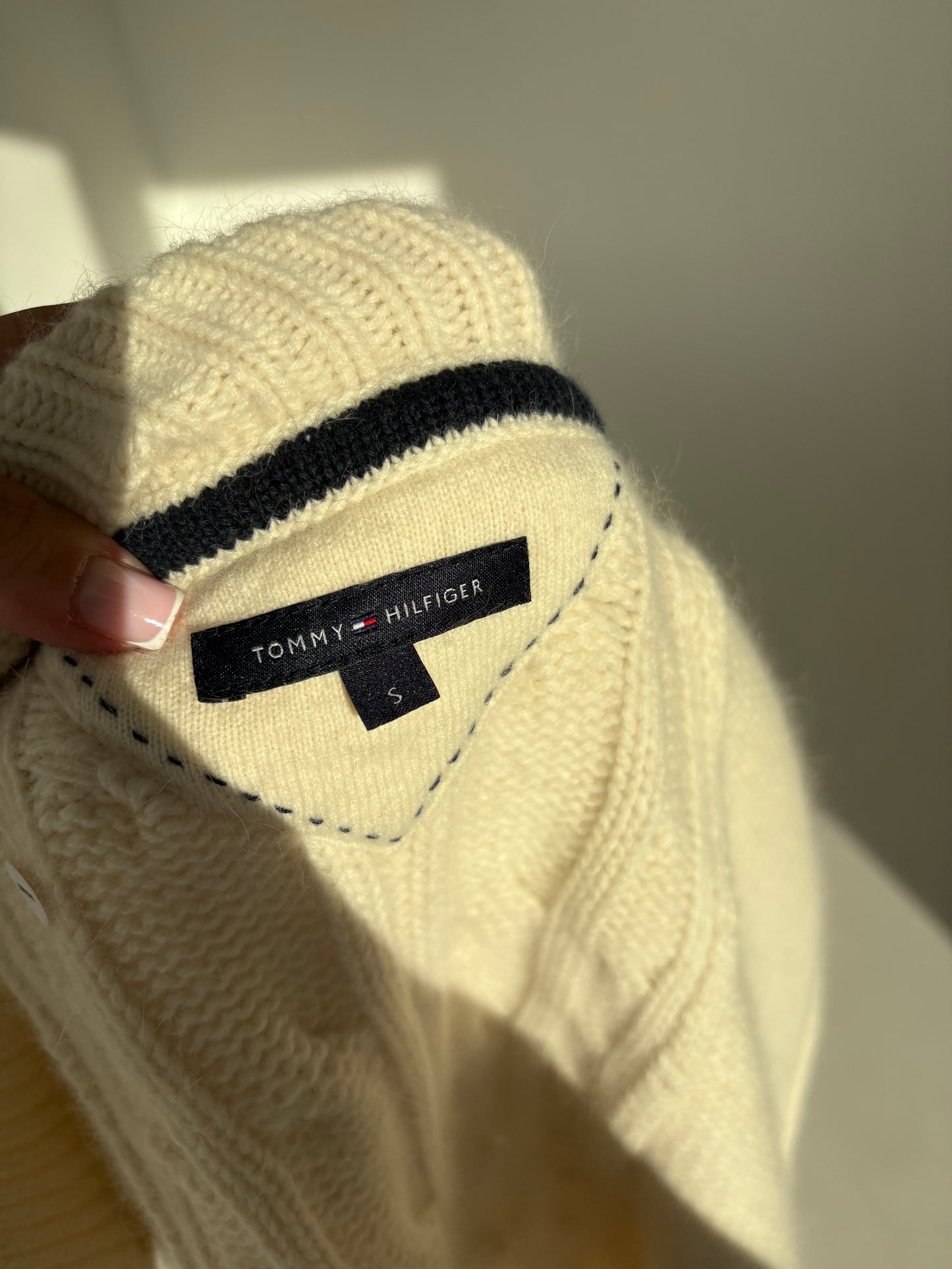 Capa din cașmir Tommy Hilfiger High end butter white