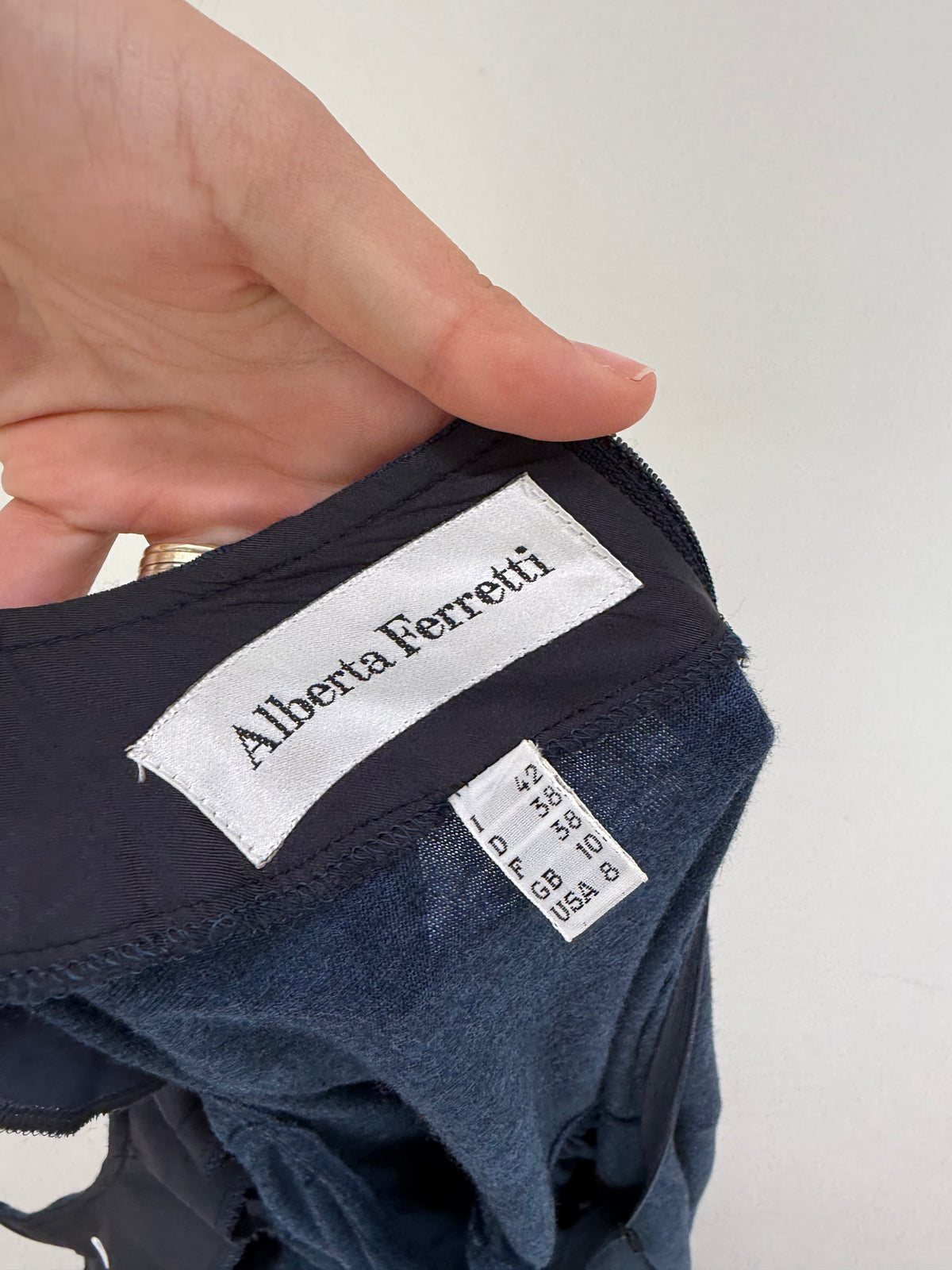 Rochie Alberta Feretti excepțională din lanita extrafina cu talie marcată