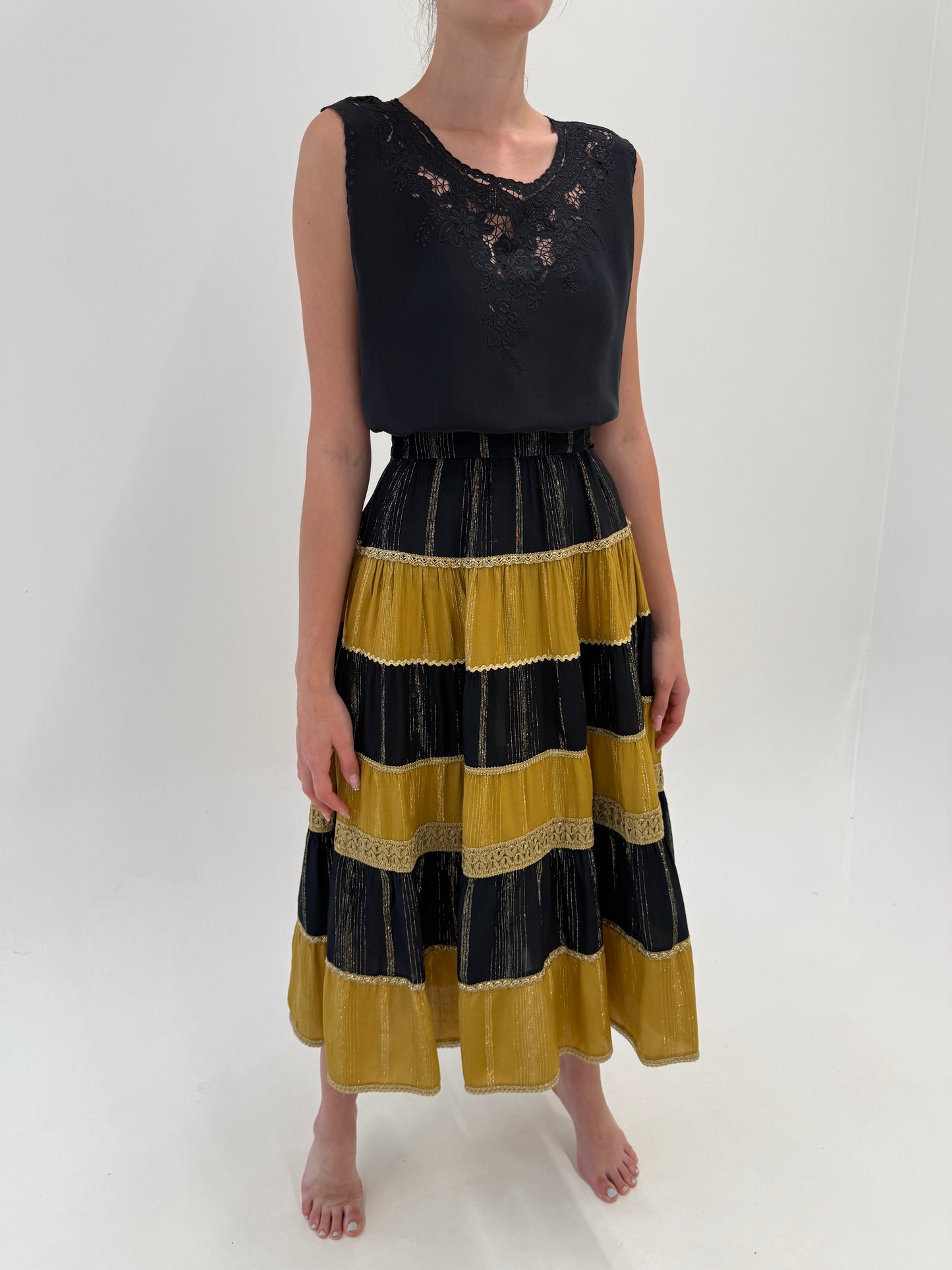Fustă vintage super amplă cu inserție de lurex fină și talie ultra înaltă