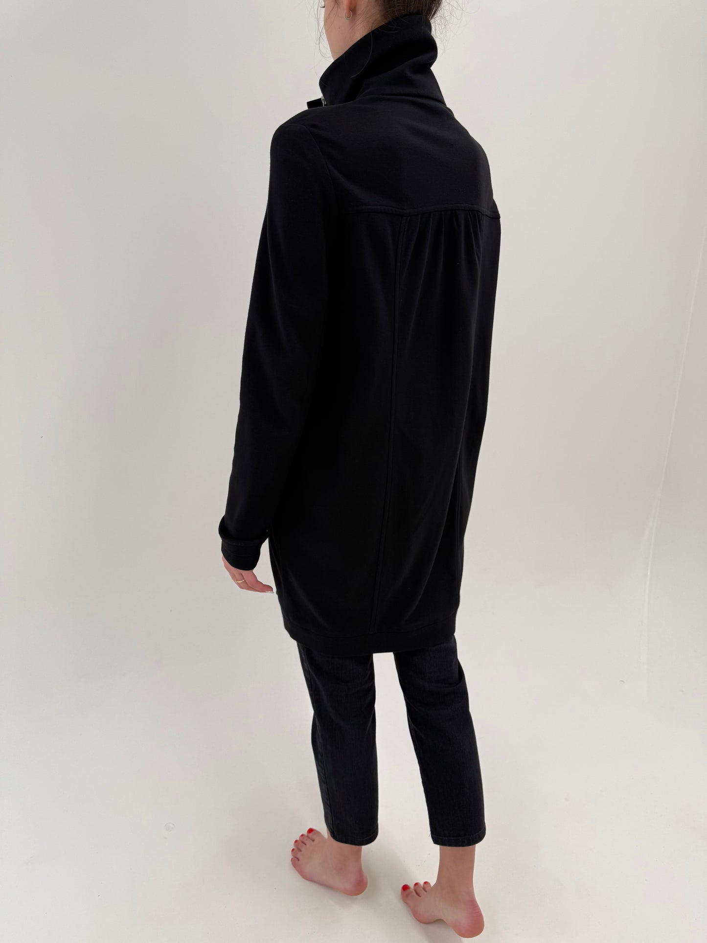 Jacheta Max Mara neagră cu influențe casual și stand collar din bumbac