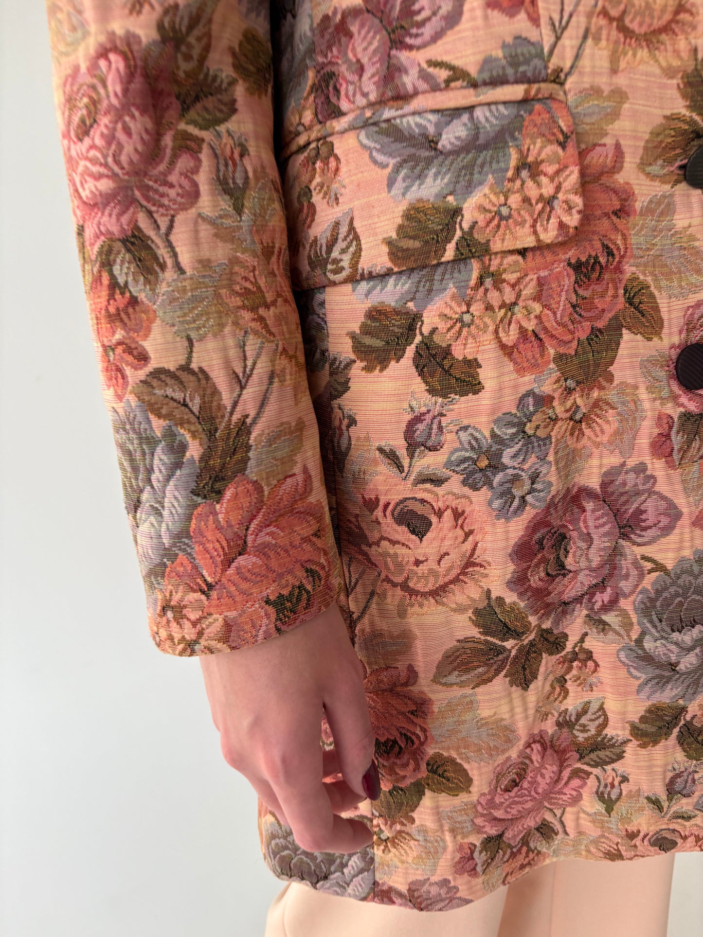 Pardesiu vintage din brocart peach nude cu print superb texturat