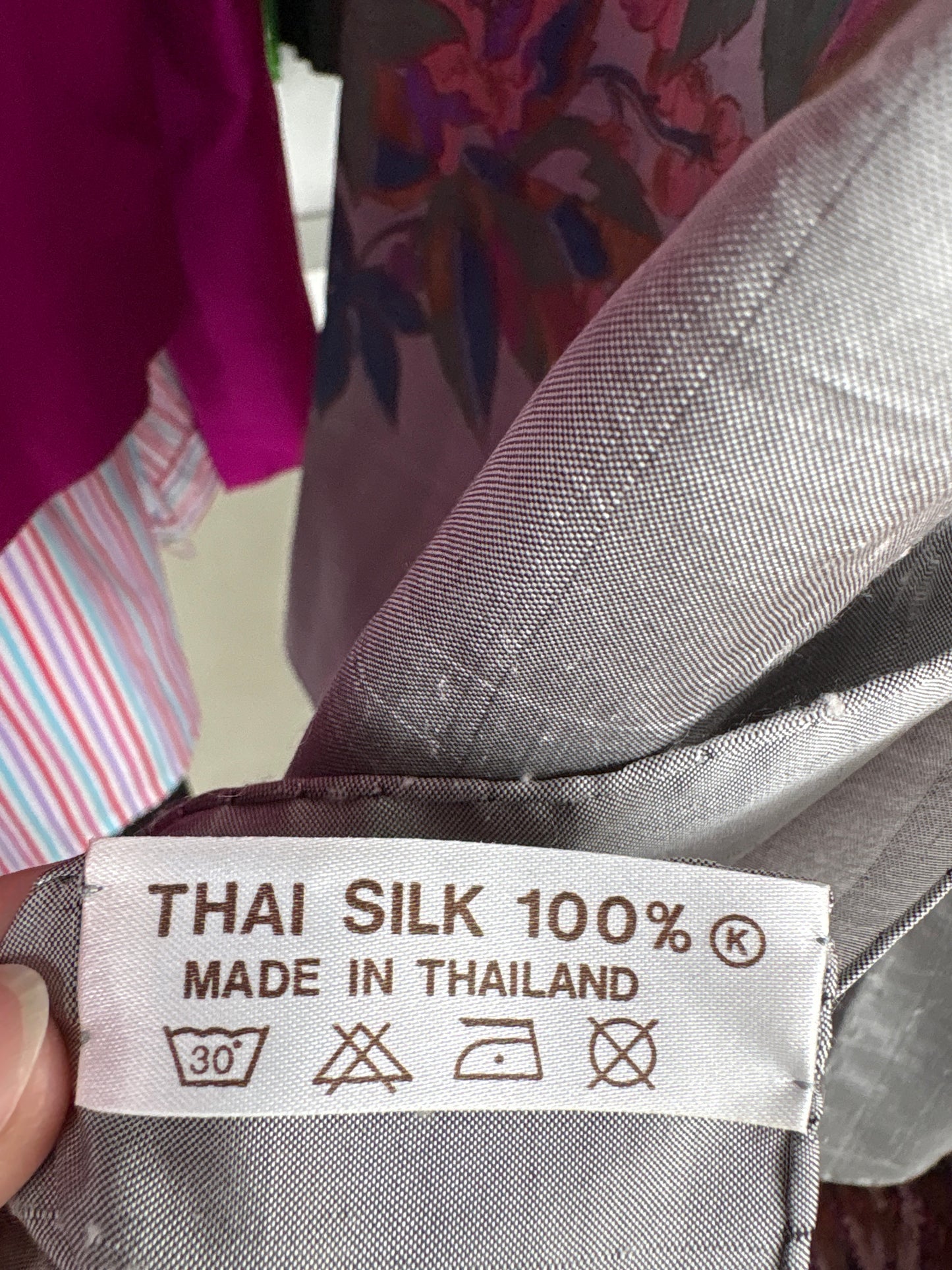 Eșarfă XXL din thai silk cu print superb