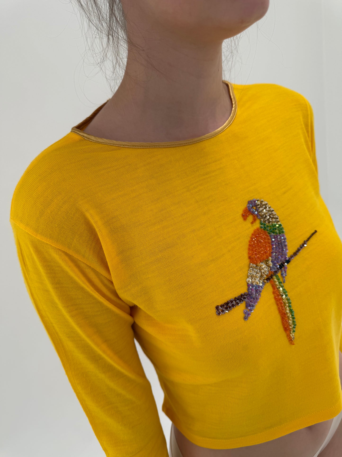 Soft knit de vară old vintage saffron yellow cu aplicații manuale delicate