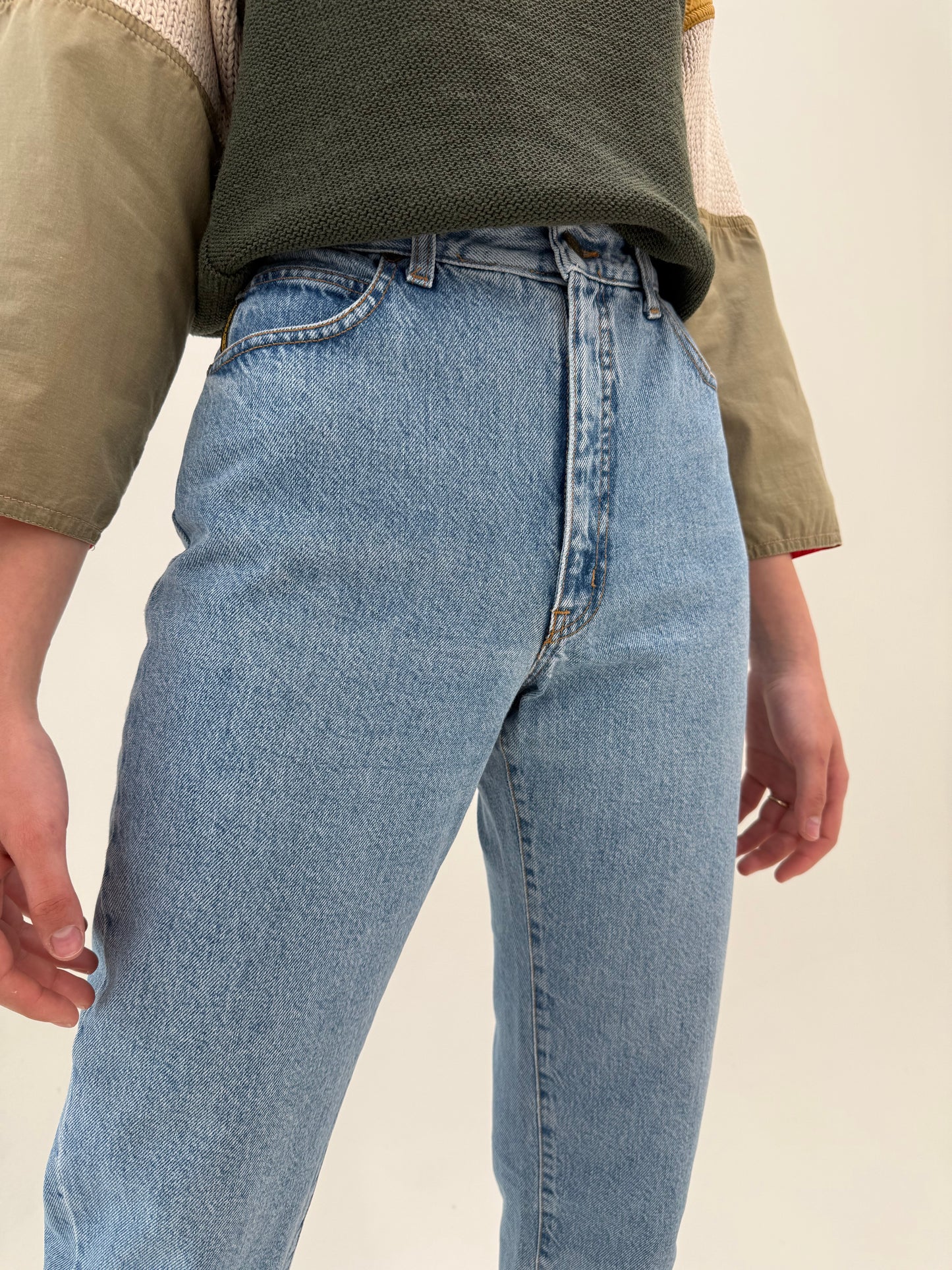 Jeans vintage Armani mom fit cu talie înaltă petite classic wash