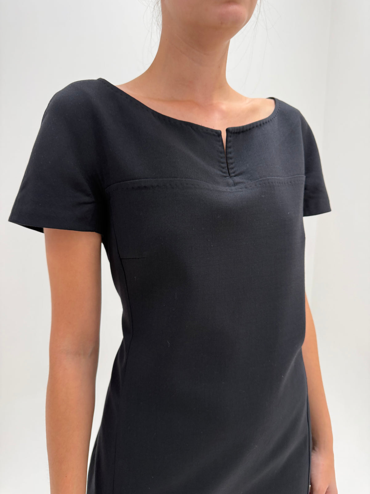 LBD Max Mara clasic de la business la cocktail din lanita extrafina