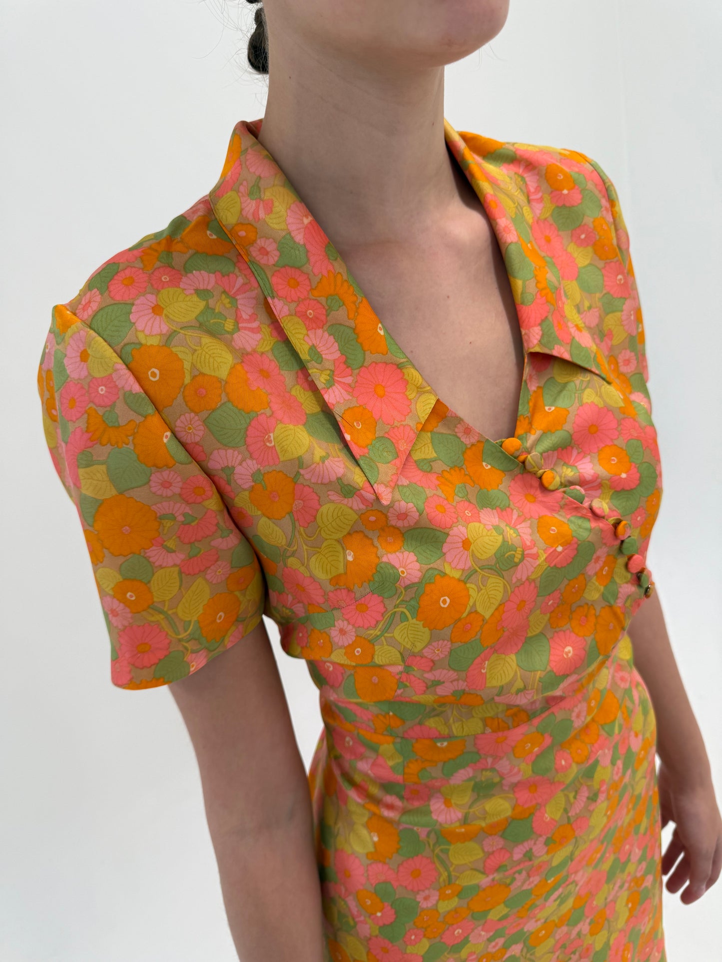 Rochie old vintage anii 60 în culori superbe din mix de mătase naturală