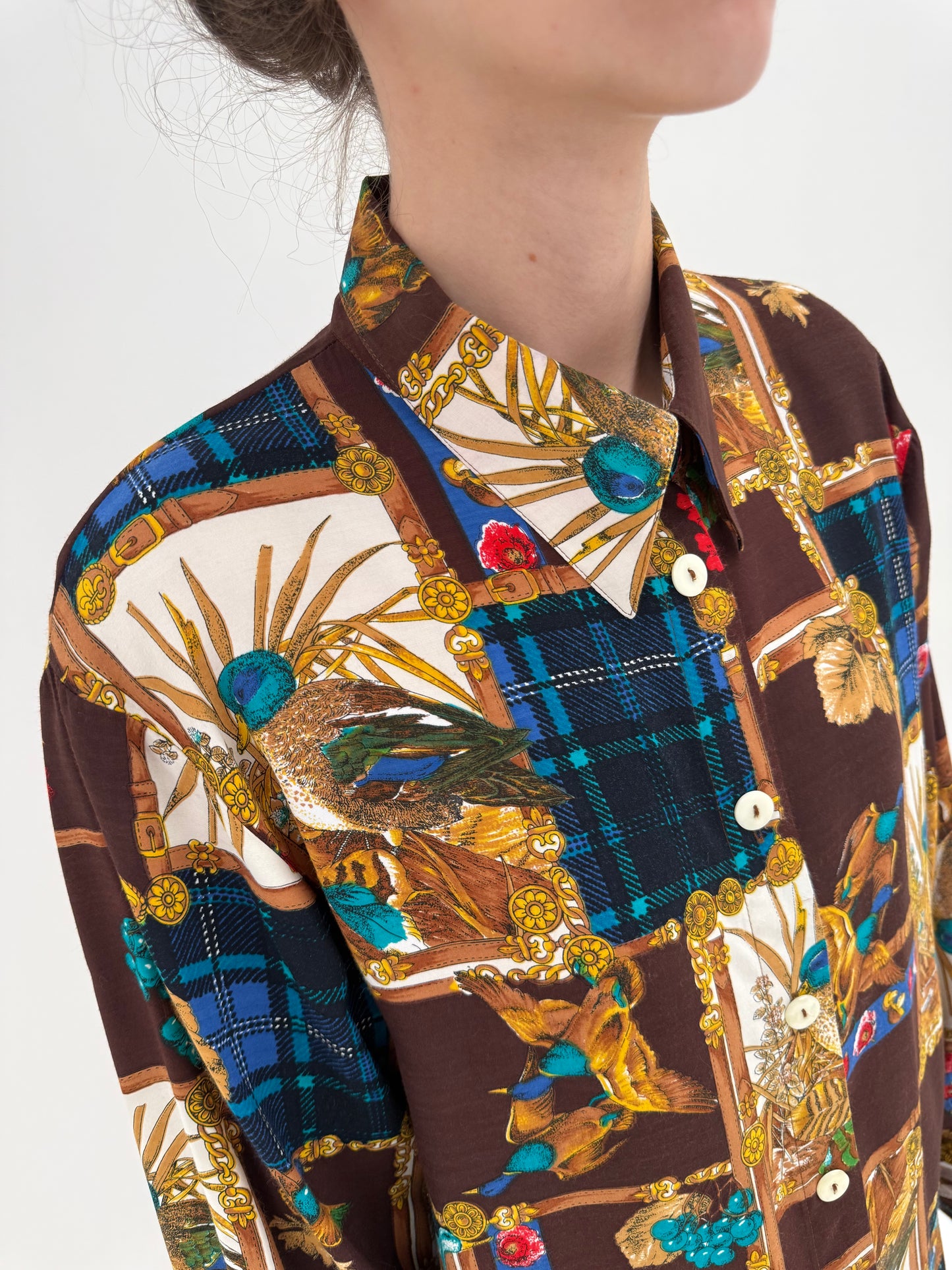 Cămașa vintage cu print în culori tari