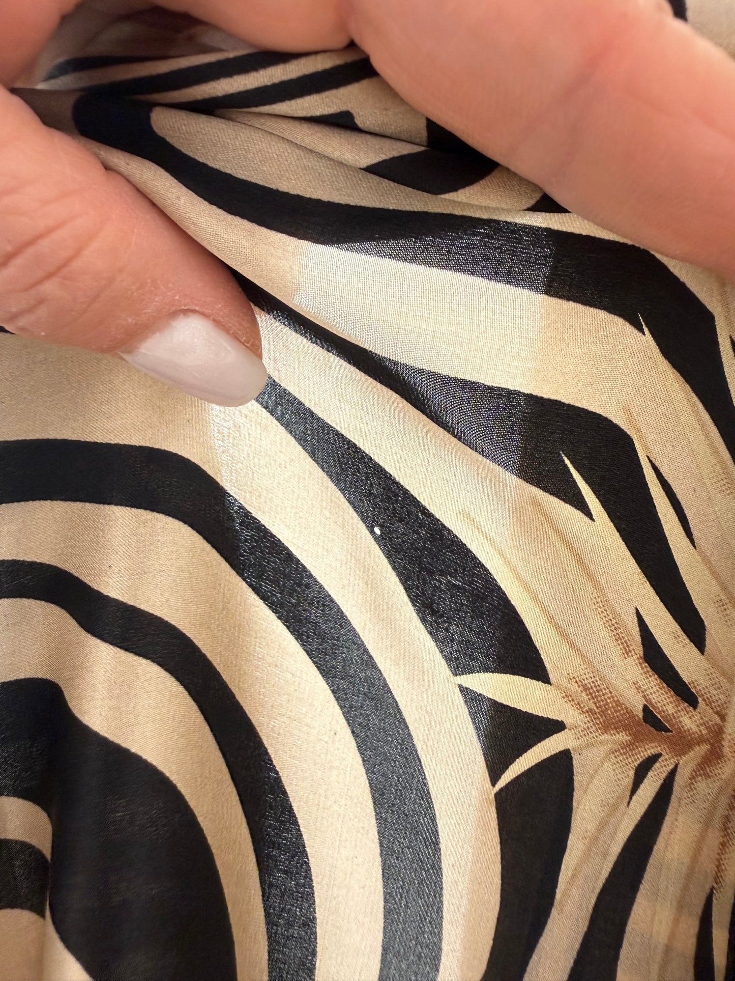 Eșarfă XXXL din mătase naturală cu zebra print stilizat