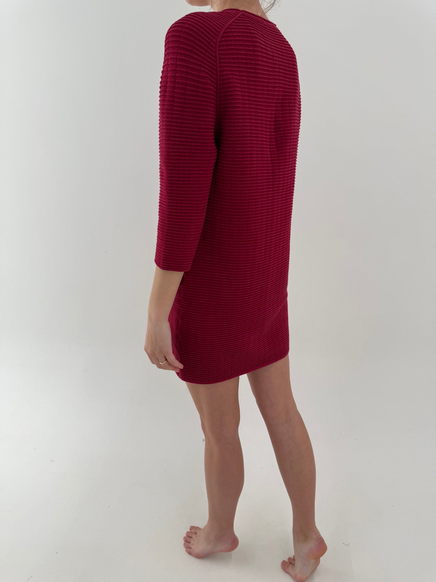 Rochie Lacoste cu influențe casual din jerse ribbed de bumbac cu elastan