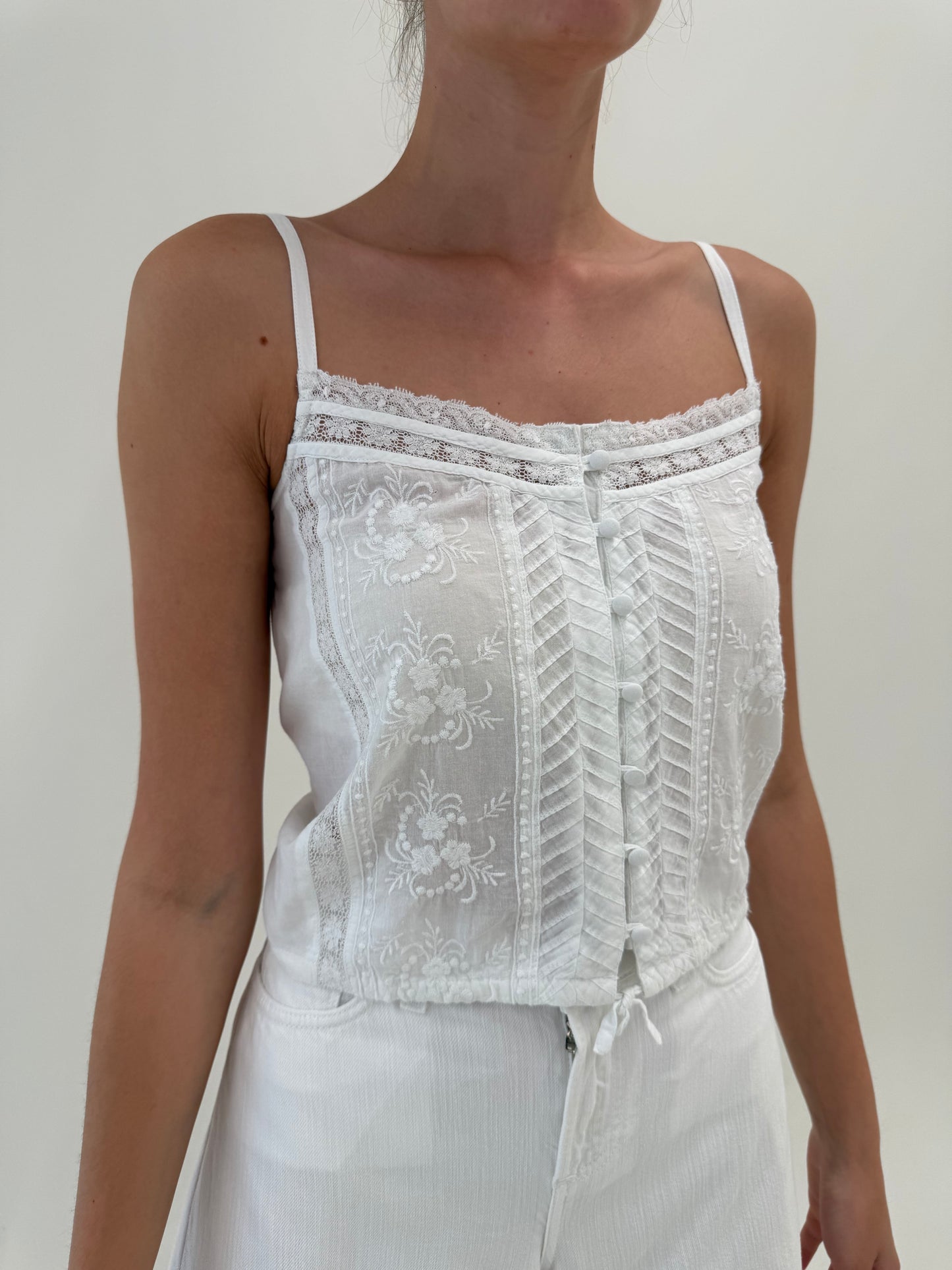 Top vintage excepțional din museline de bumbac cu broderie și dantelă fină