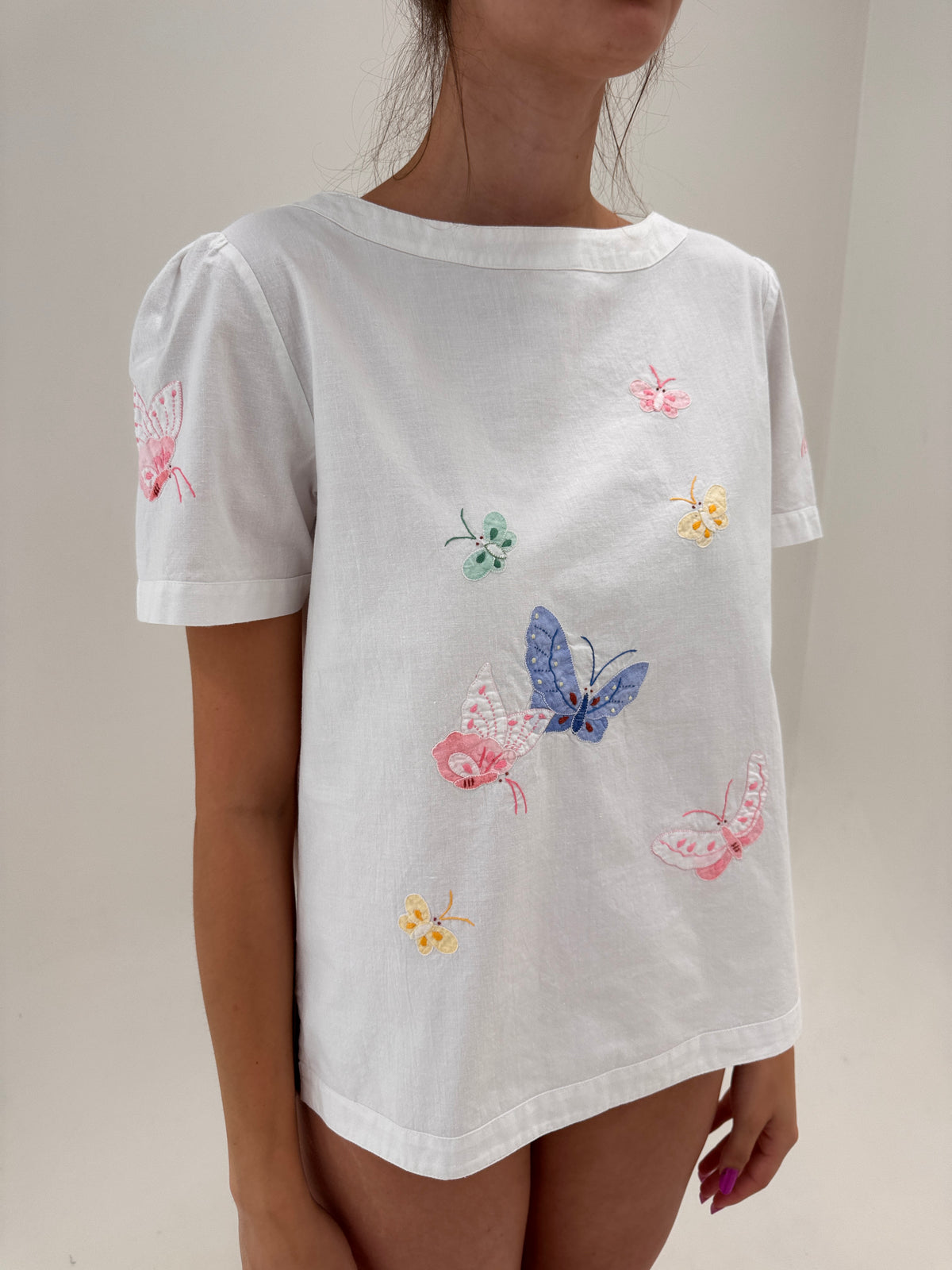 Piesa vintage din pânză de in și bumbac cu lucrătură și broderie superbe