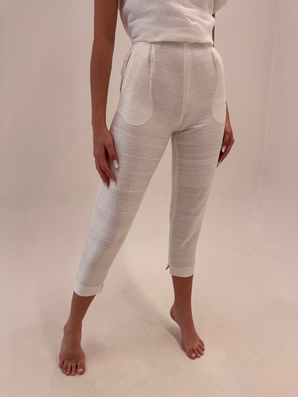Pantaloni butter white perlati din mătase naturală petite