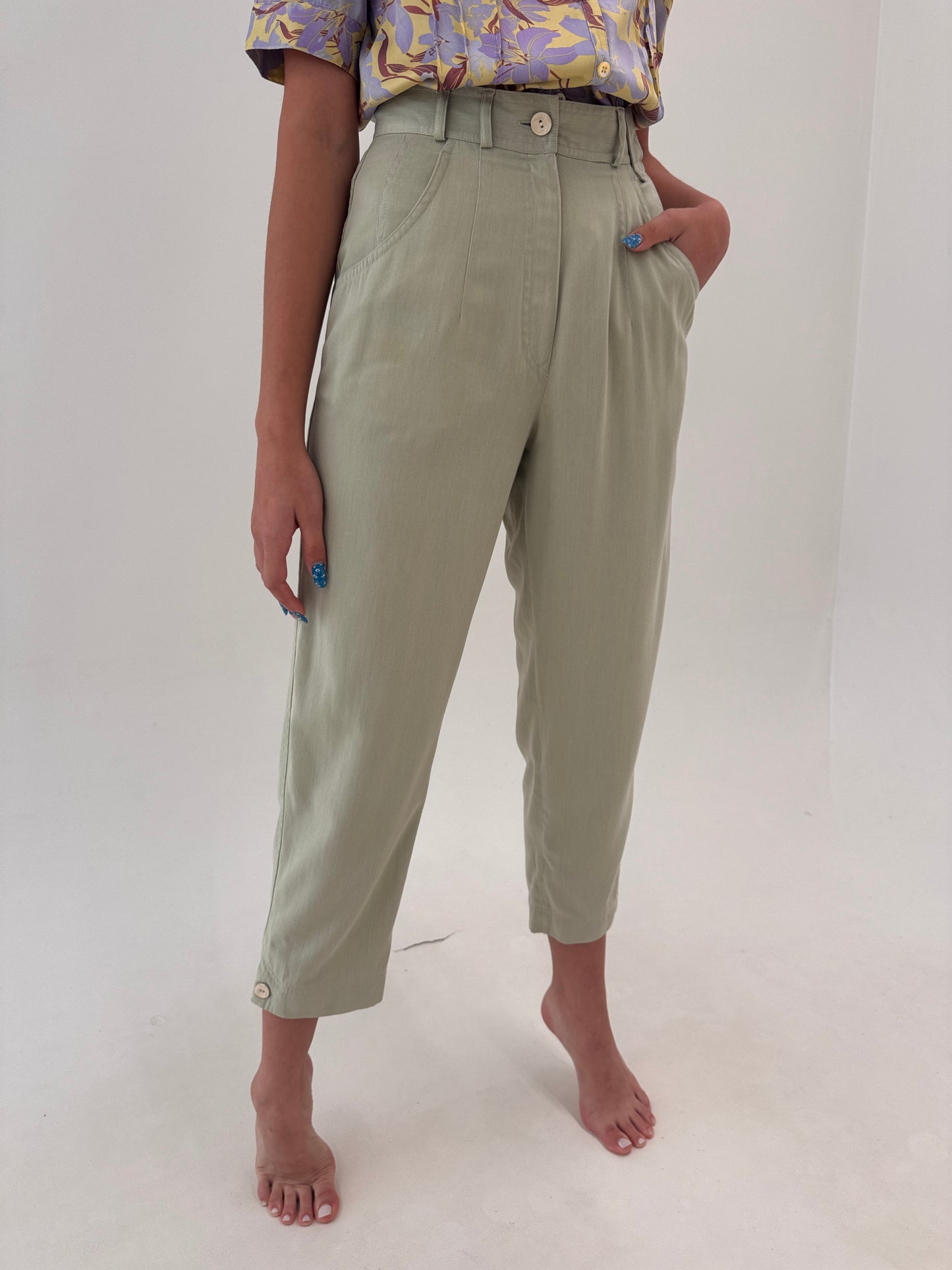 Pantaloni mom fit Sage green vintage cu talie ultra înaltă marcată