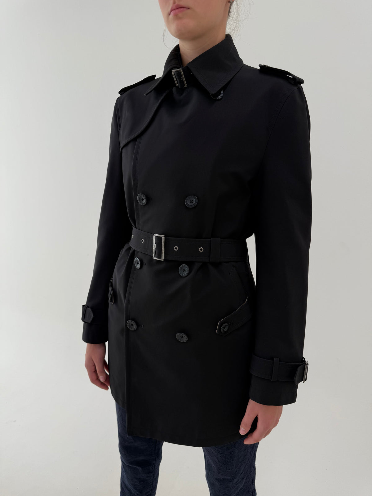 Trench Burberry negru din gabardină groasă texturată tall
