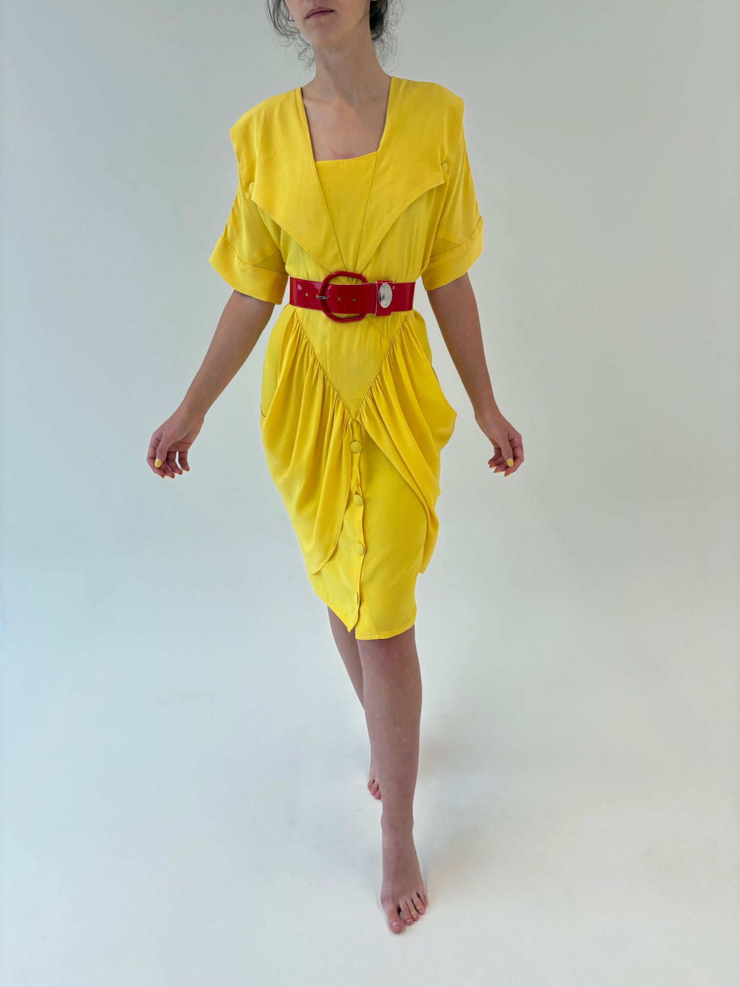 Rochie vintage spectaculoasă din anii 80 cu falduri și drapaje