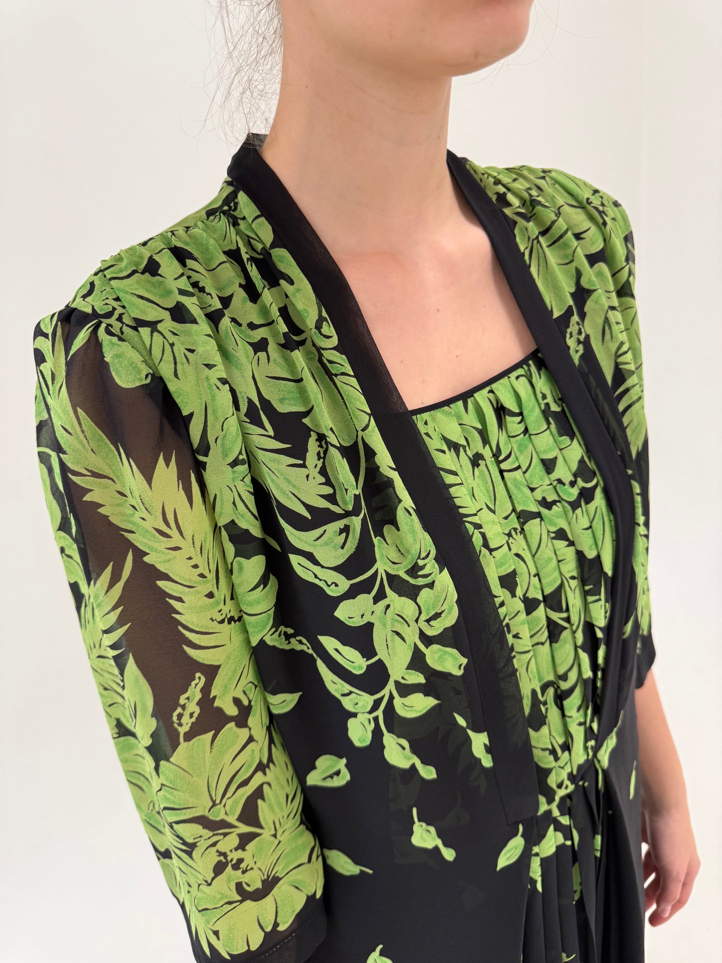 Rochie vintage din mătase naturală de la business la cocktail cu print organic
