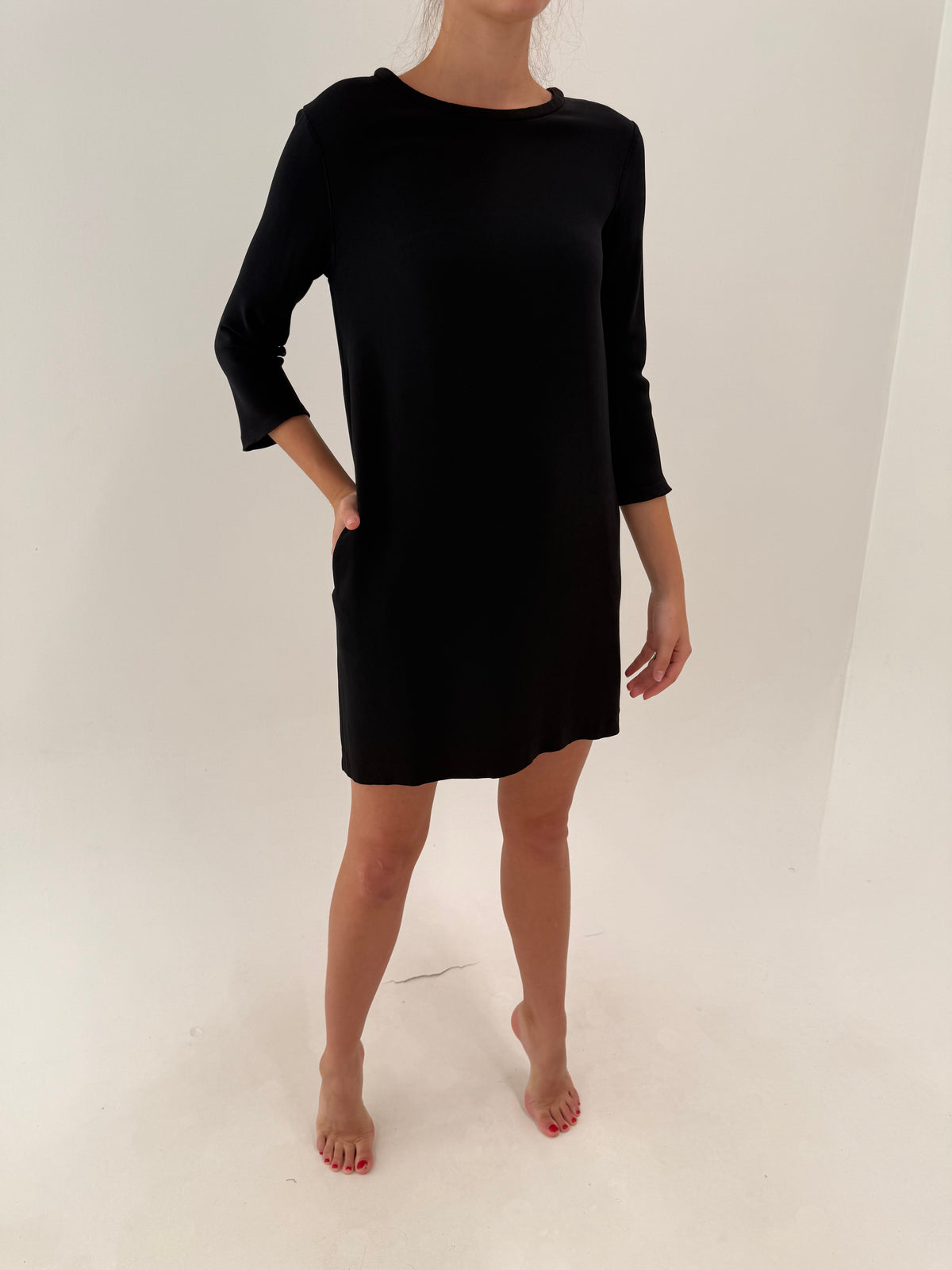 Rochie neagră Max Mara din jersey plin excepțional de la business la cocktail