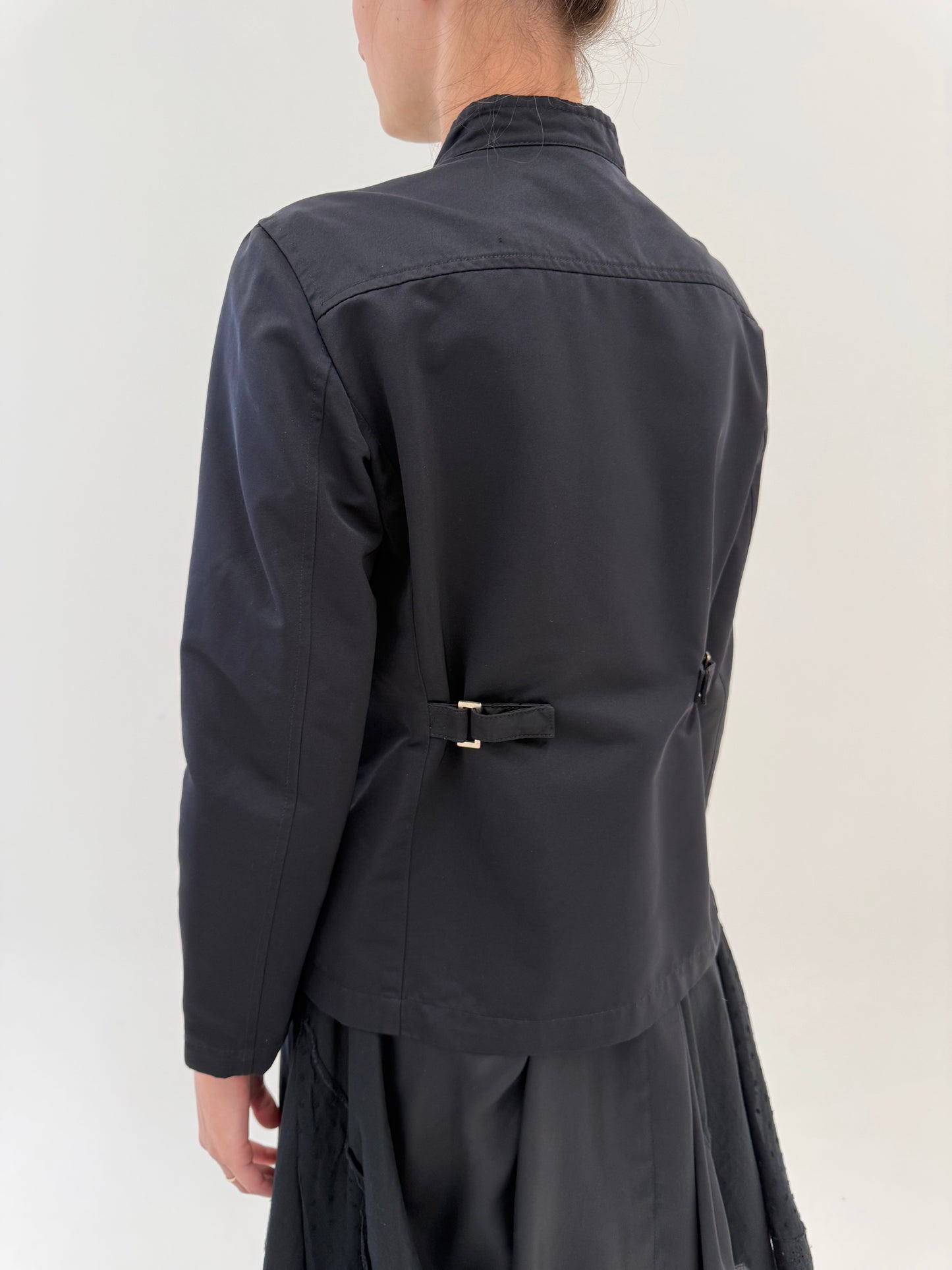 Jacheta impermeabilă de vară Max&Co by Max Mara neagră in croi ușor cambrat