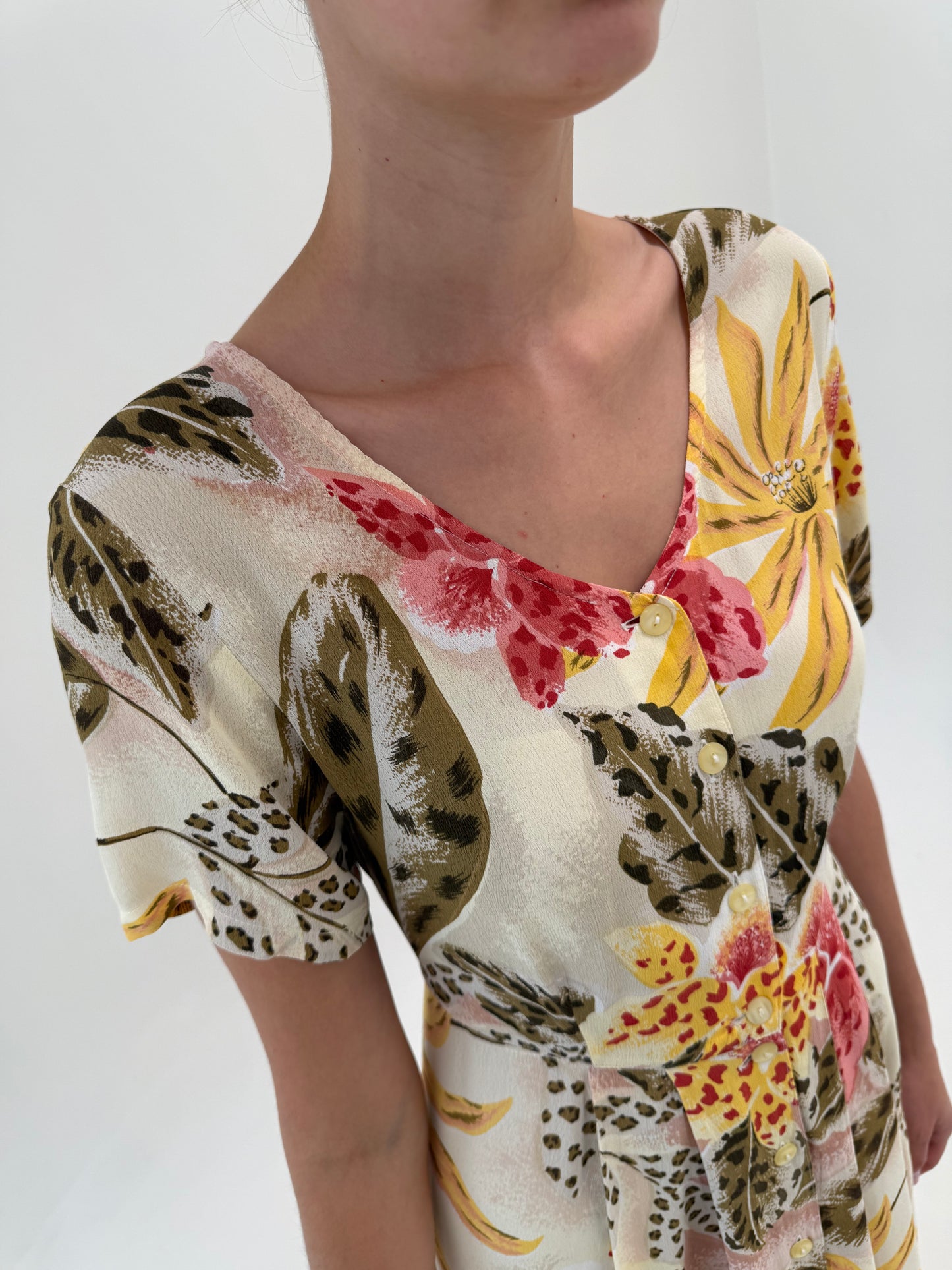 Rochie vintage maxi super vaporoasă cambrata cu talie reglabilă la spate