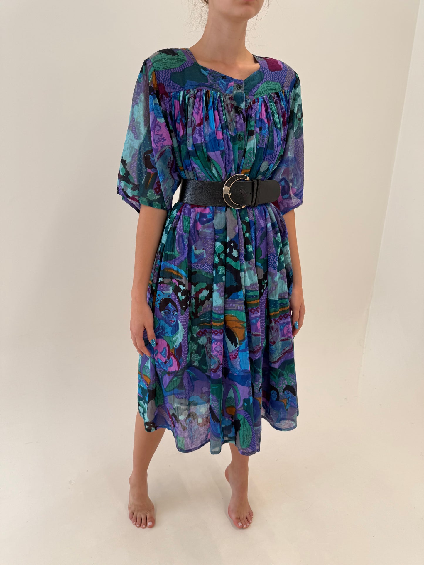 Rochie amplă în culori superbe din pânză fină de bumbac