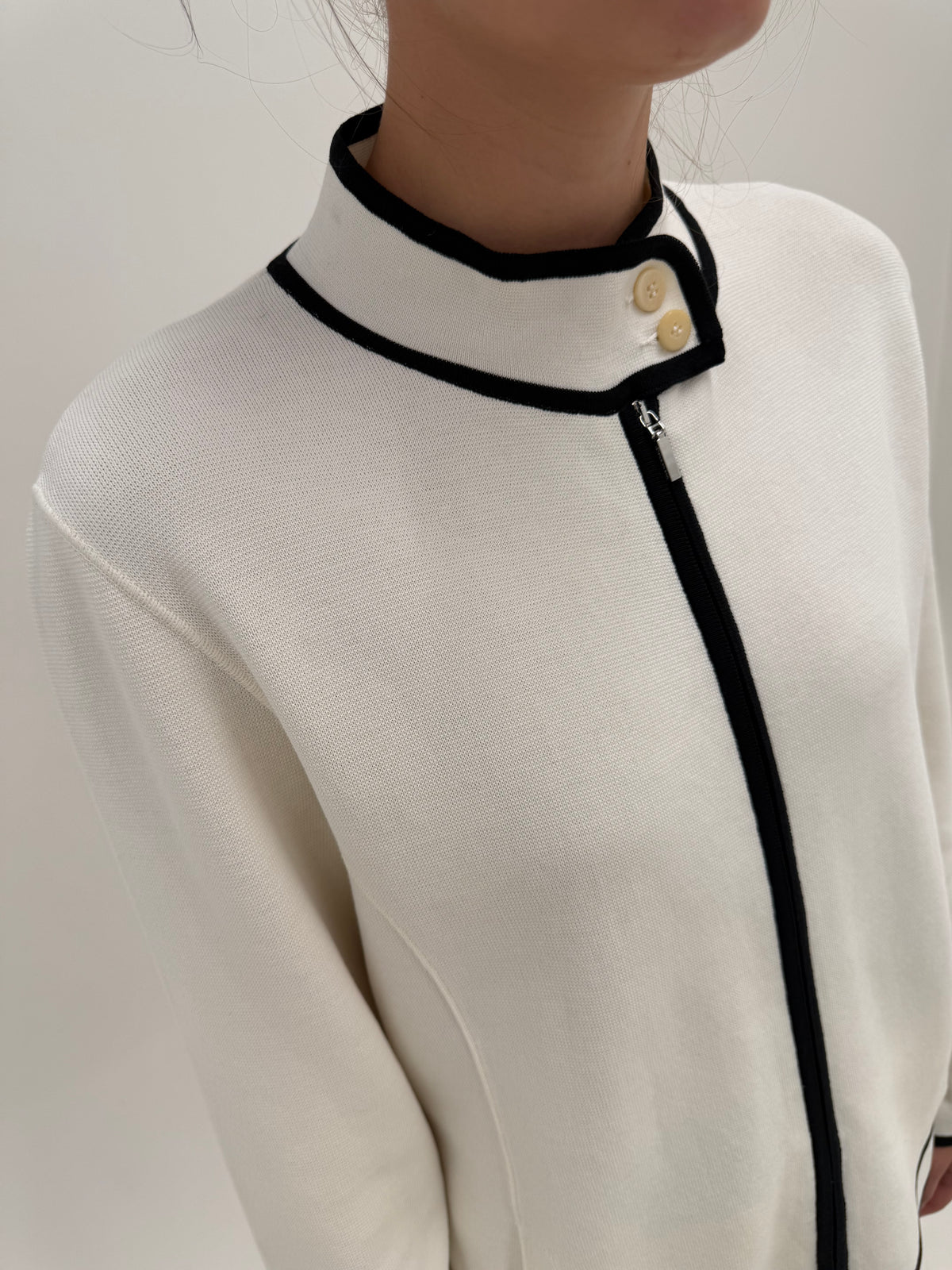 Jacheta luxury Marina Rinaldi în croi minimalist actual din bumbac Filo di Scozia