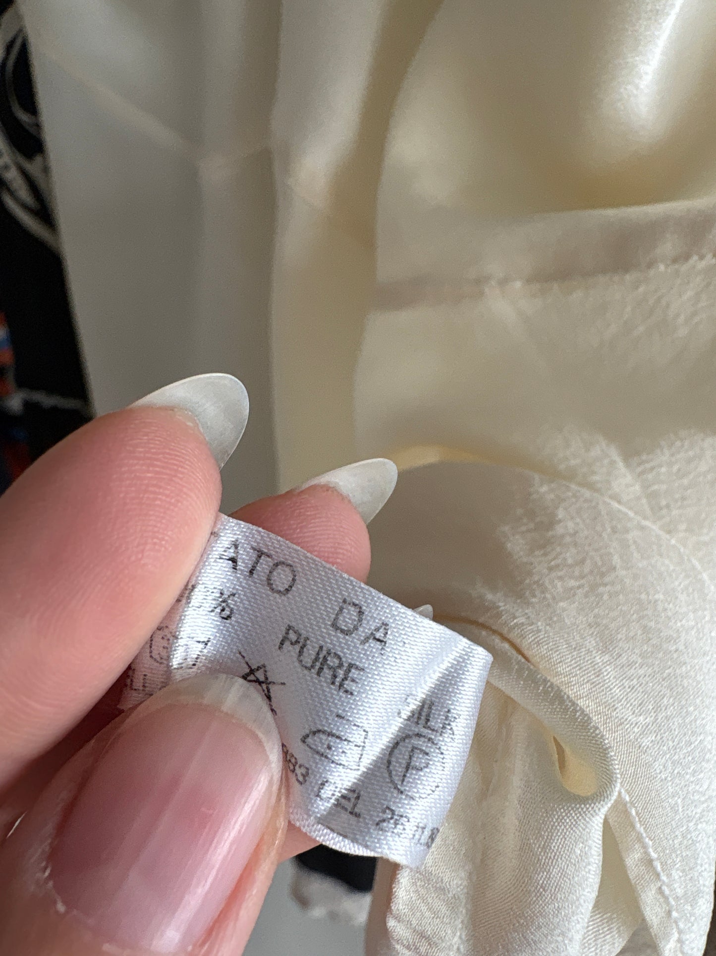 Top în bie din mătase naturală satinata cu broderie și bretele reglabile