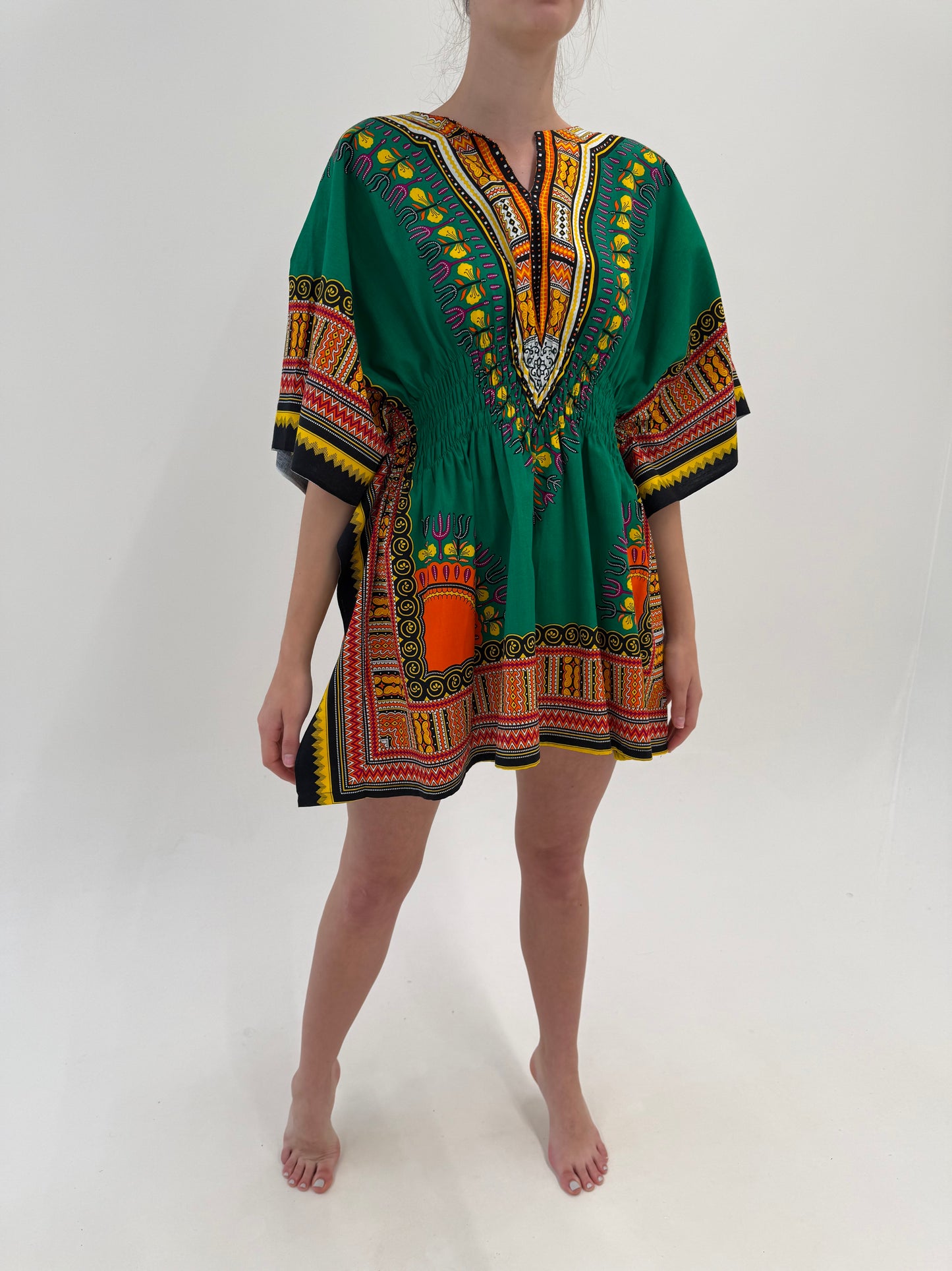 Rochie tip kaftan din pânză de bumbac cu imprimeu în culori tari și talie marcată