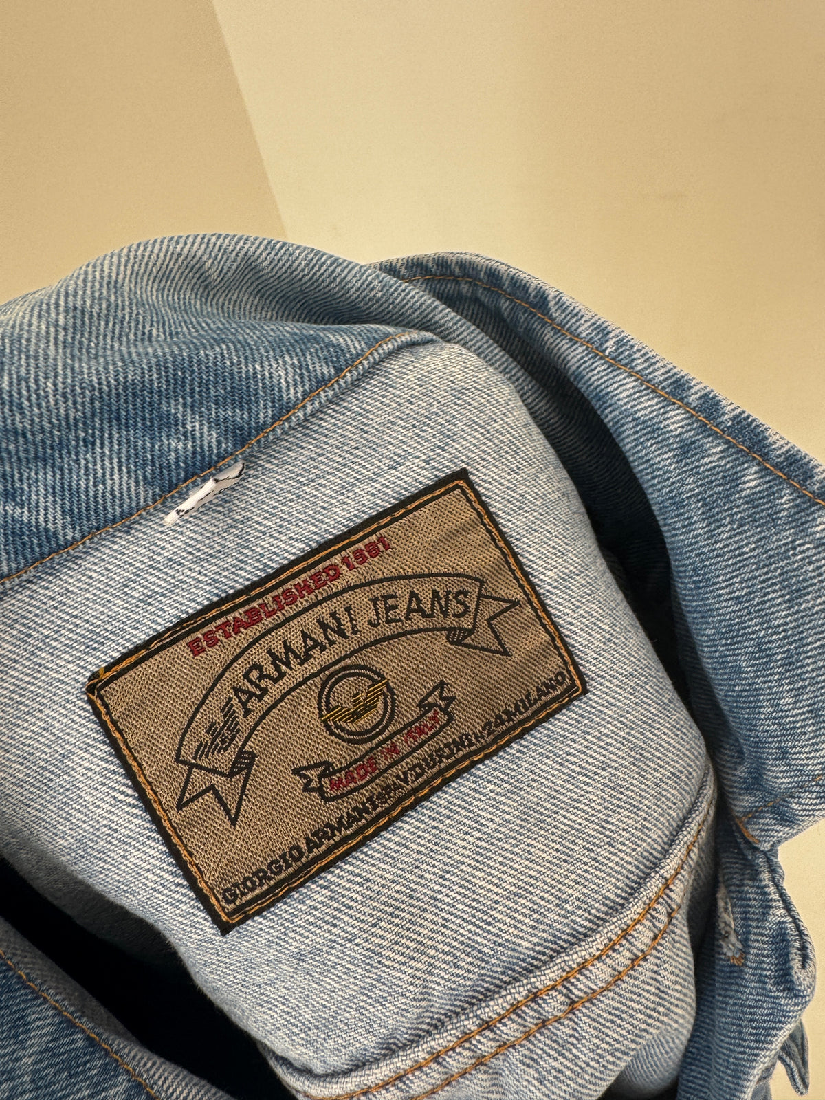 Geaca Armani vintage tall din jeans de bumbac structurat