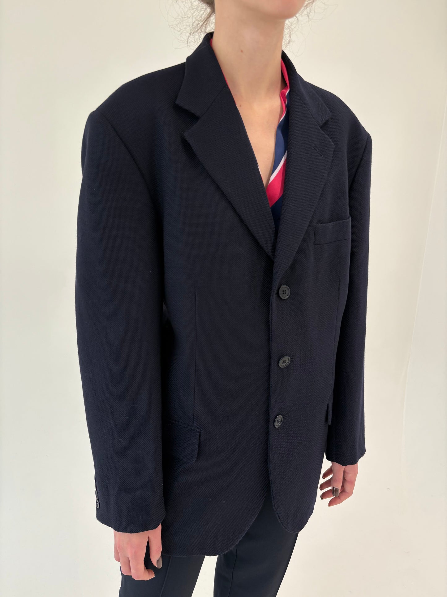 Sacou Navy din lana plină luxury super 100’s în croi actual