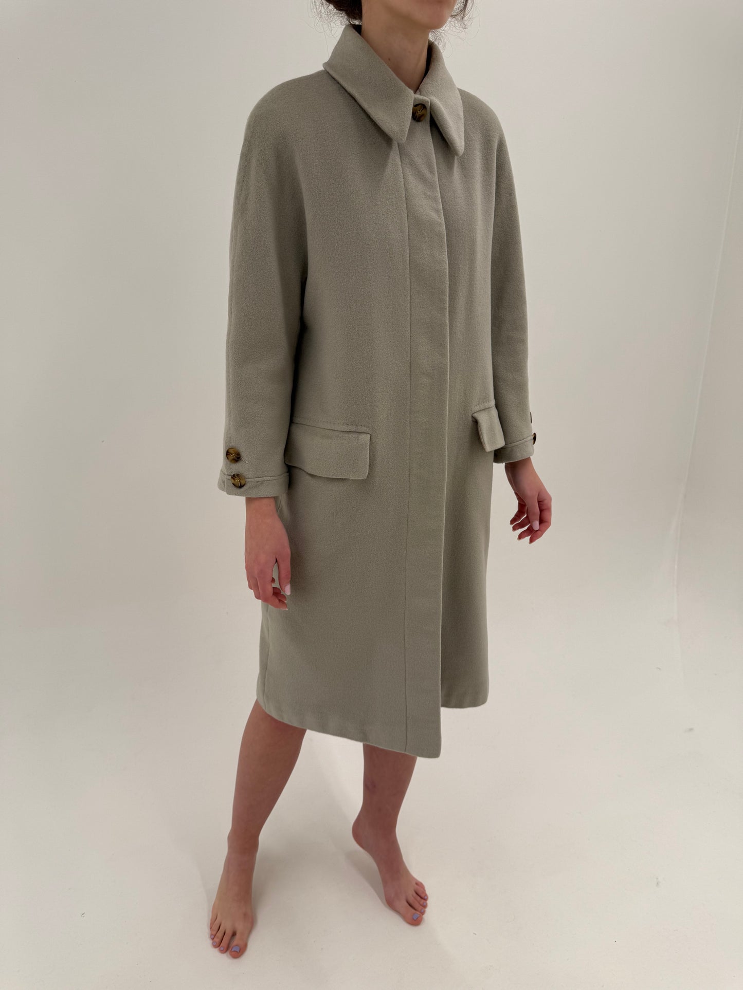 Palton silver gray din cașmir, Angora și lana extrafina în croi minimalist