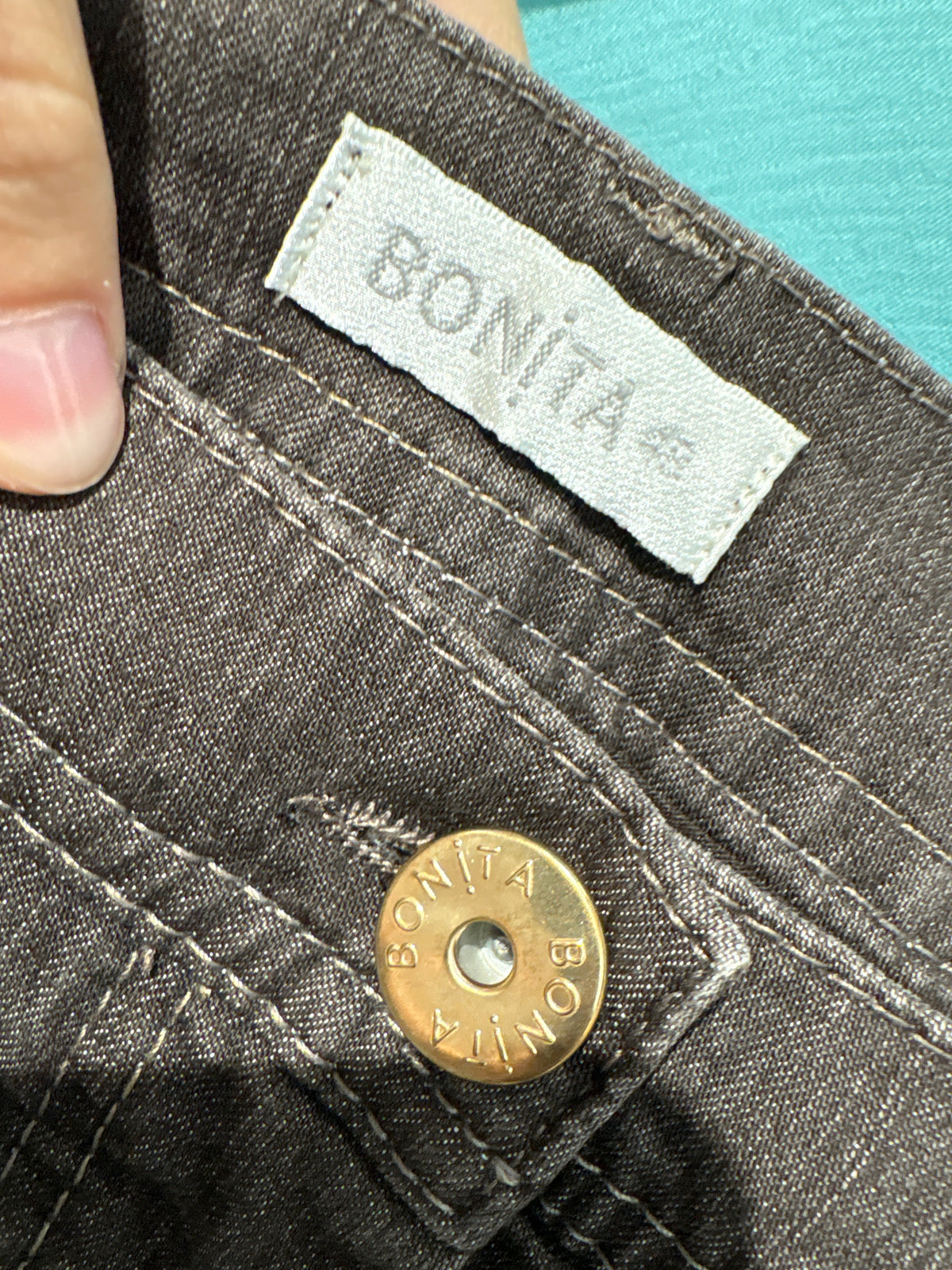 Jeans chocolate brown ultra confort modelatori cu etichetă straight leg