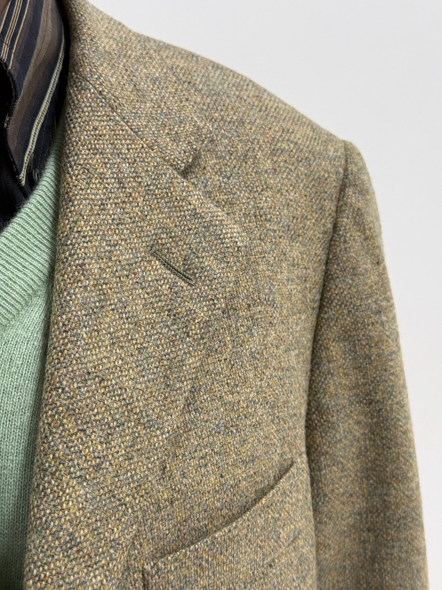 Sacou italian din tweed Donegal camel și kaki din lana în croi actual