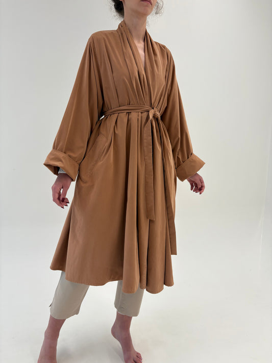 Trench vintage ultra amplu în stil Balenciaga caramel brown