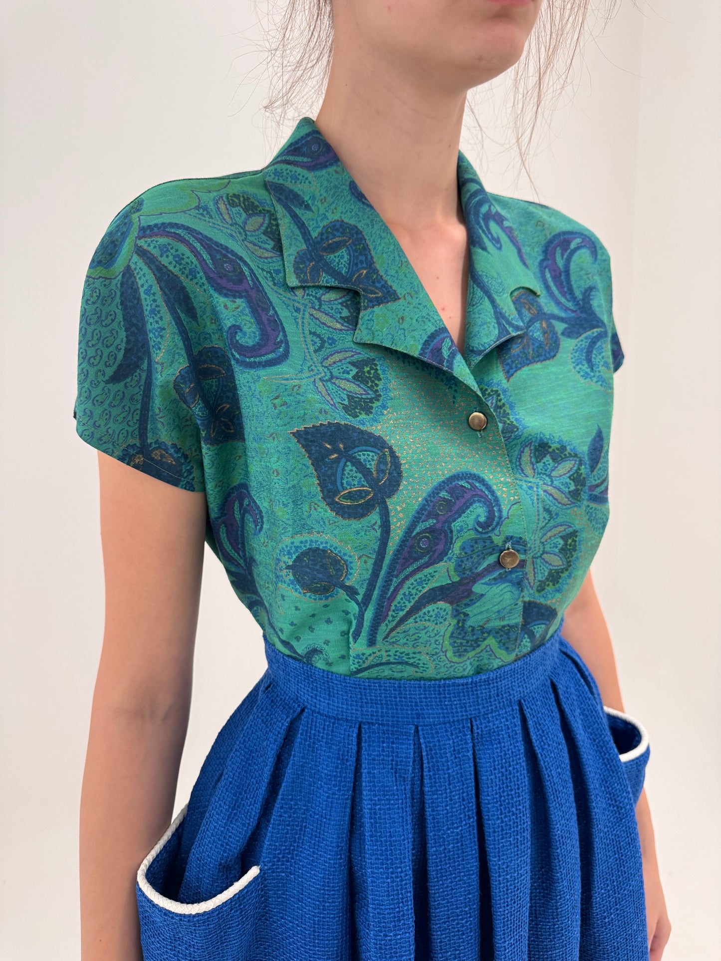 Cămașa vintage italiană din pânză în croi ușor cambrat cu print organic în culori superbe