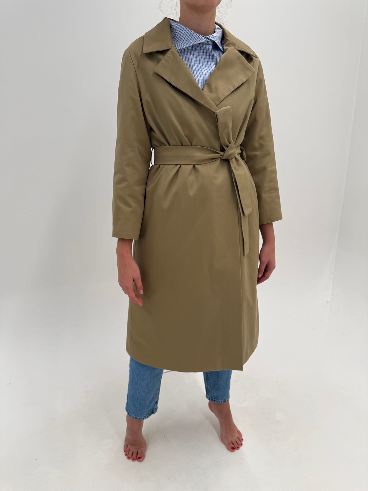 Trench vintage camel petite cu interior din lana și exterior de gabardină cu cordon