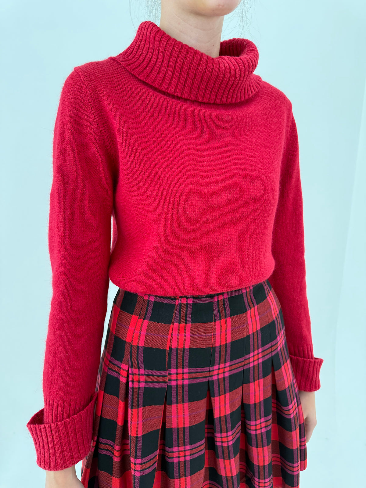 Pulover italian raspberry red din ramie cu Angora si Fold-over cowl neck