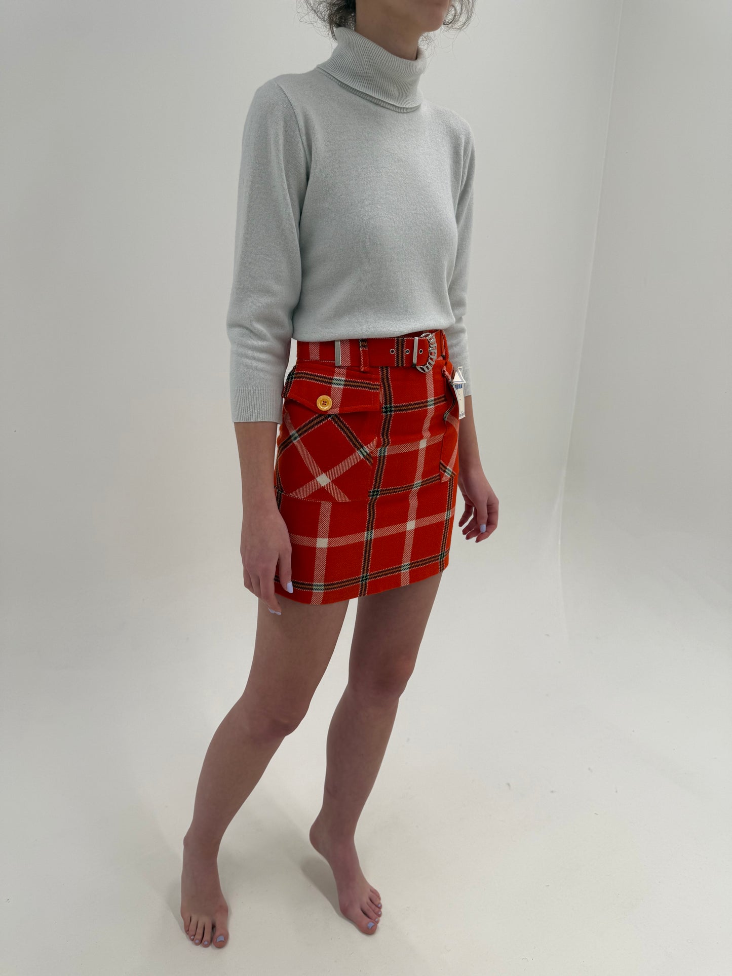 Fustă vintage în carouri new old stock din lana extrafina și curea proprie